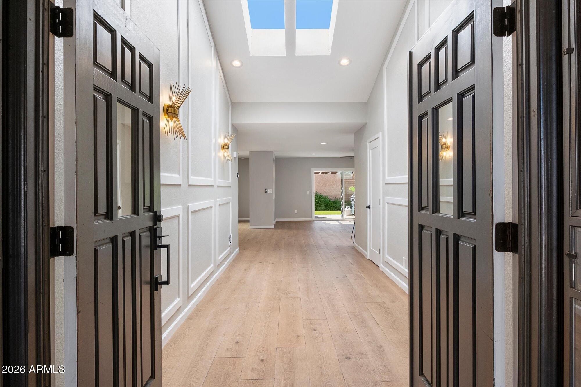 8023 E VIA DEL DESIERTO --