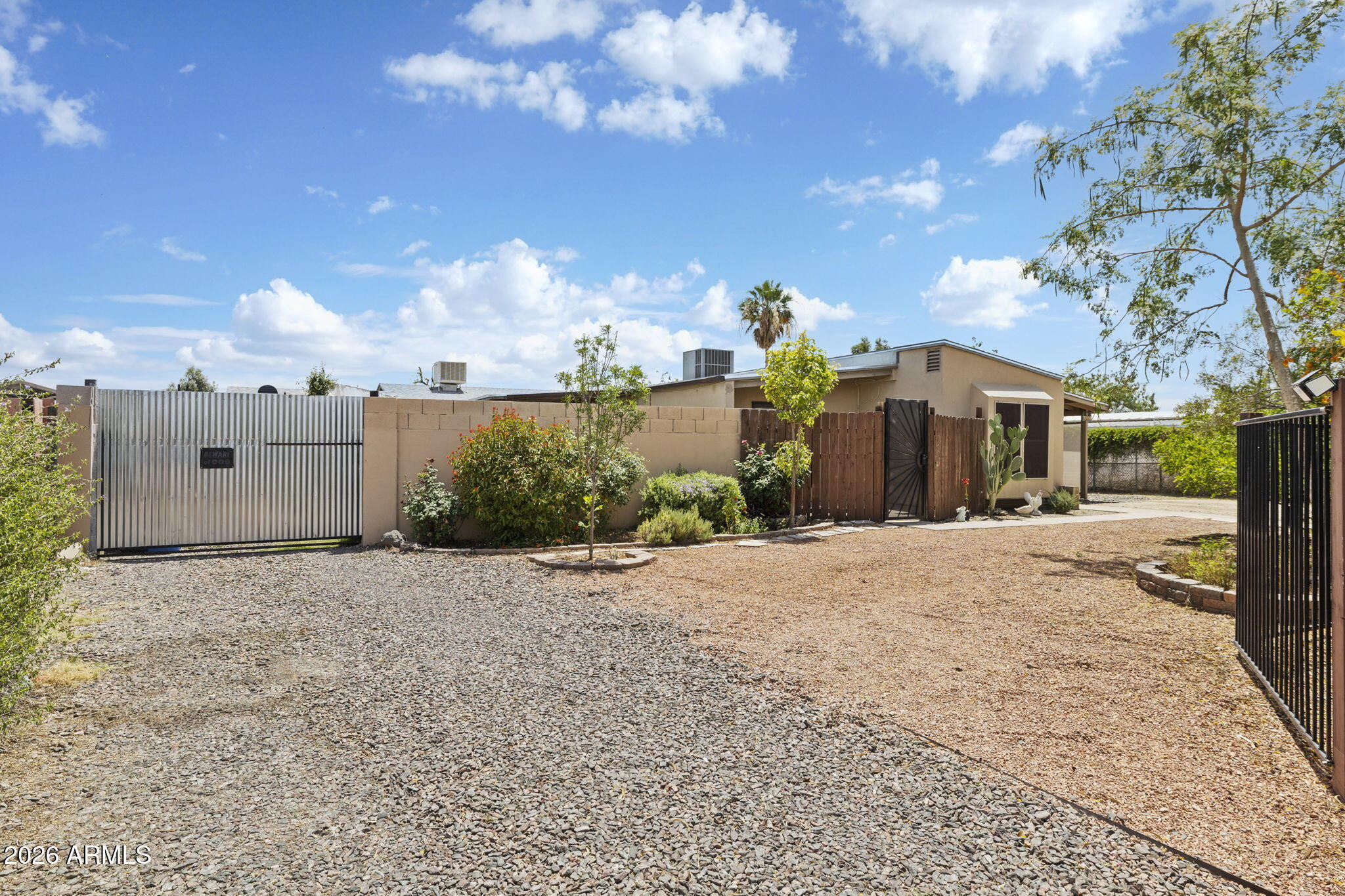 3825 W ROSE GARDEN Lane