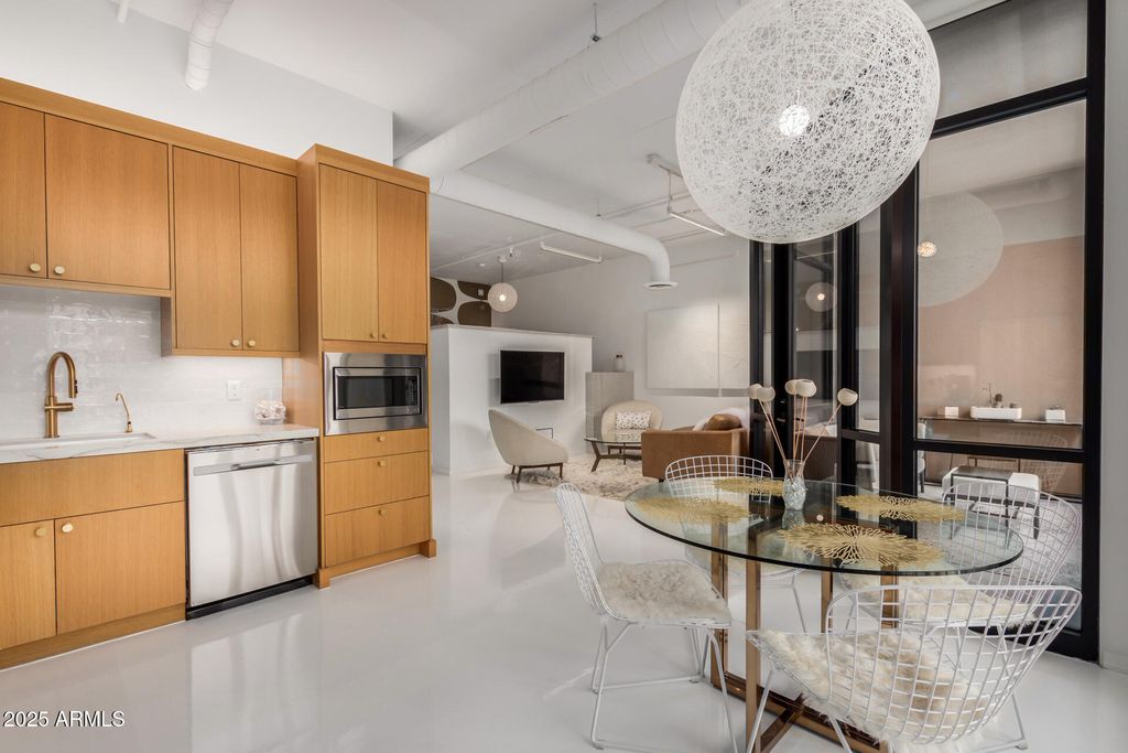 Photo of 7301 E 3rd Avenue #310, Scottsdale, AZ 85251 (MLS # 7002421)