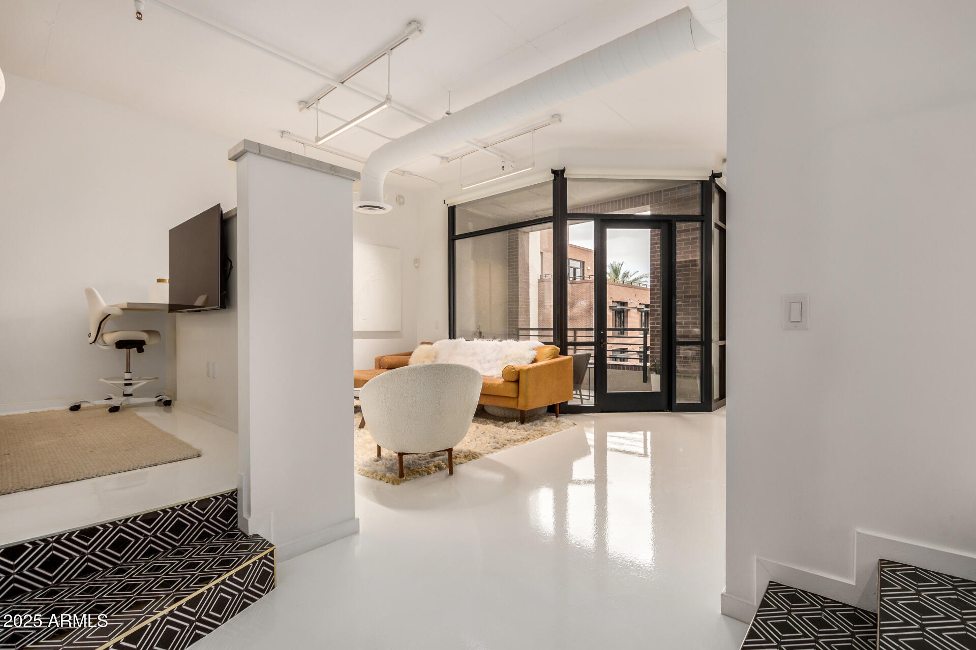 7301 E 3RD Avenue 310