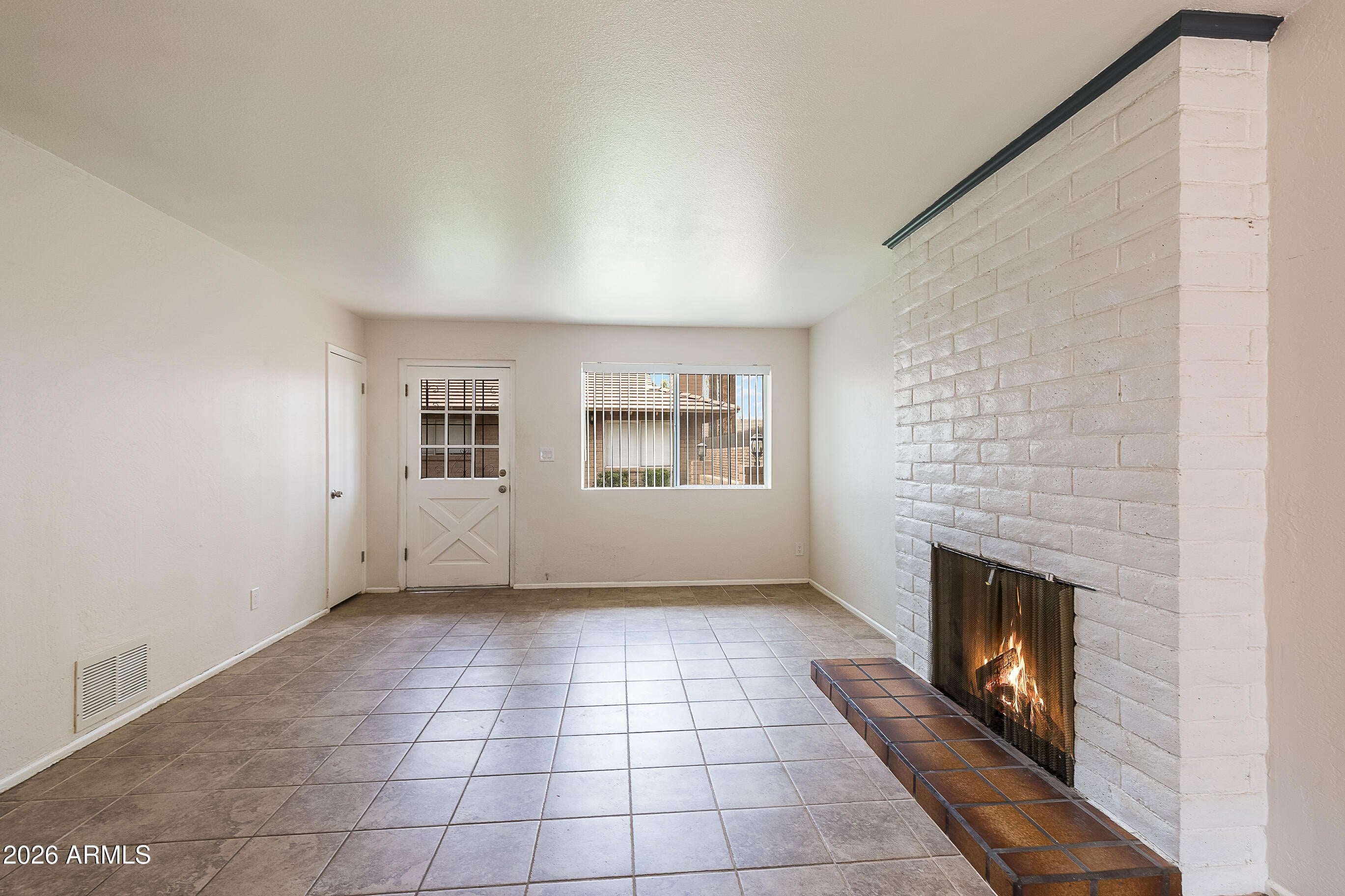 2725 S Rural Road 14