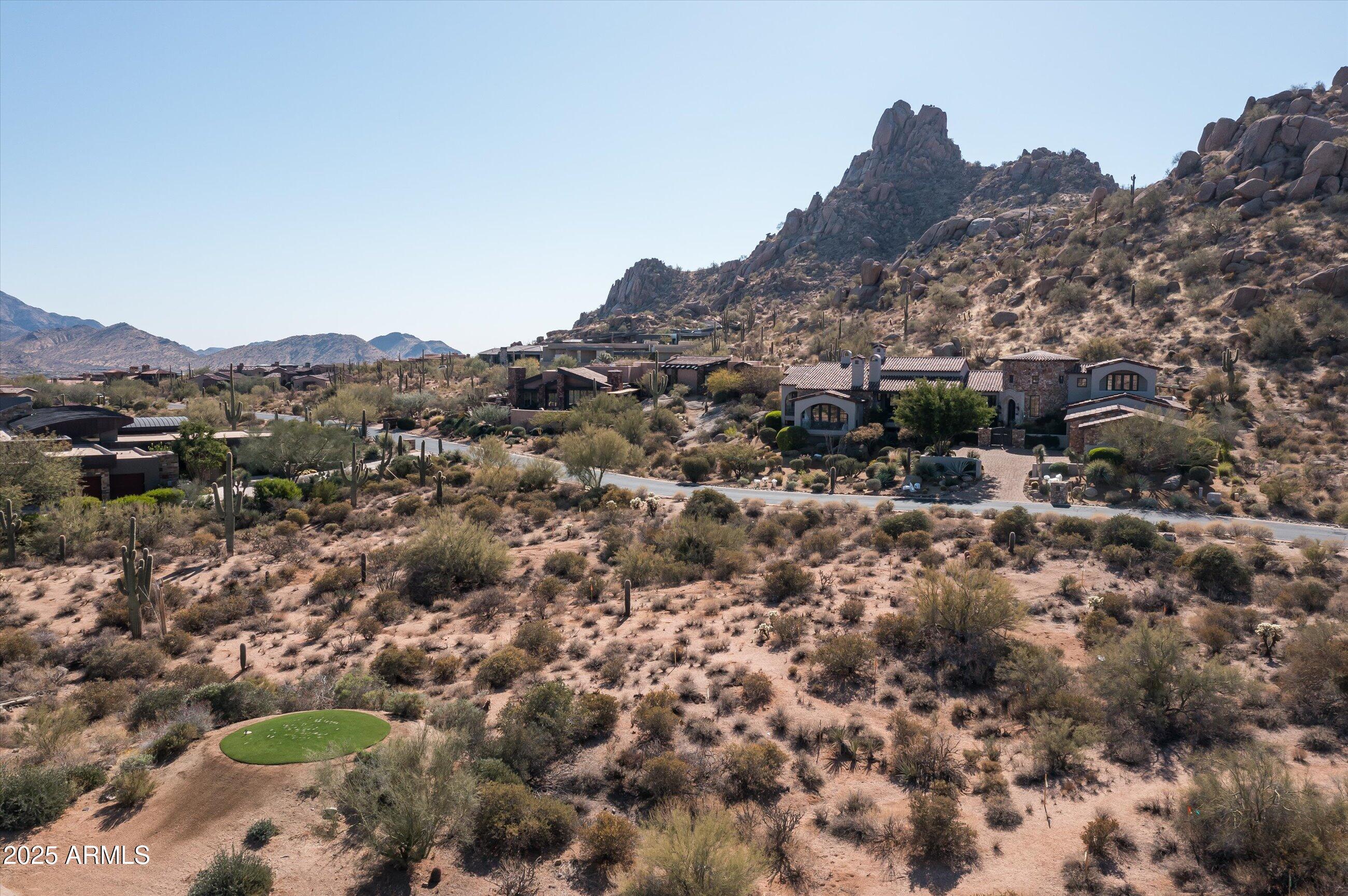 ESTANCIA - Land