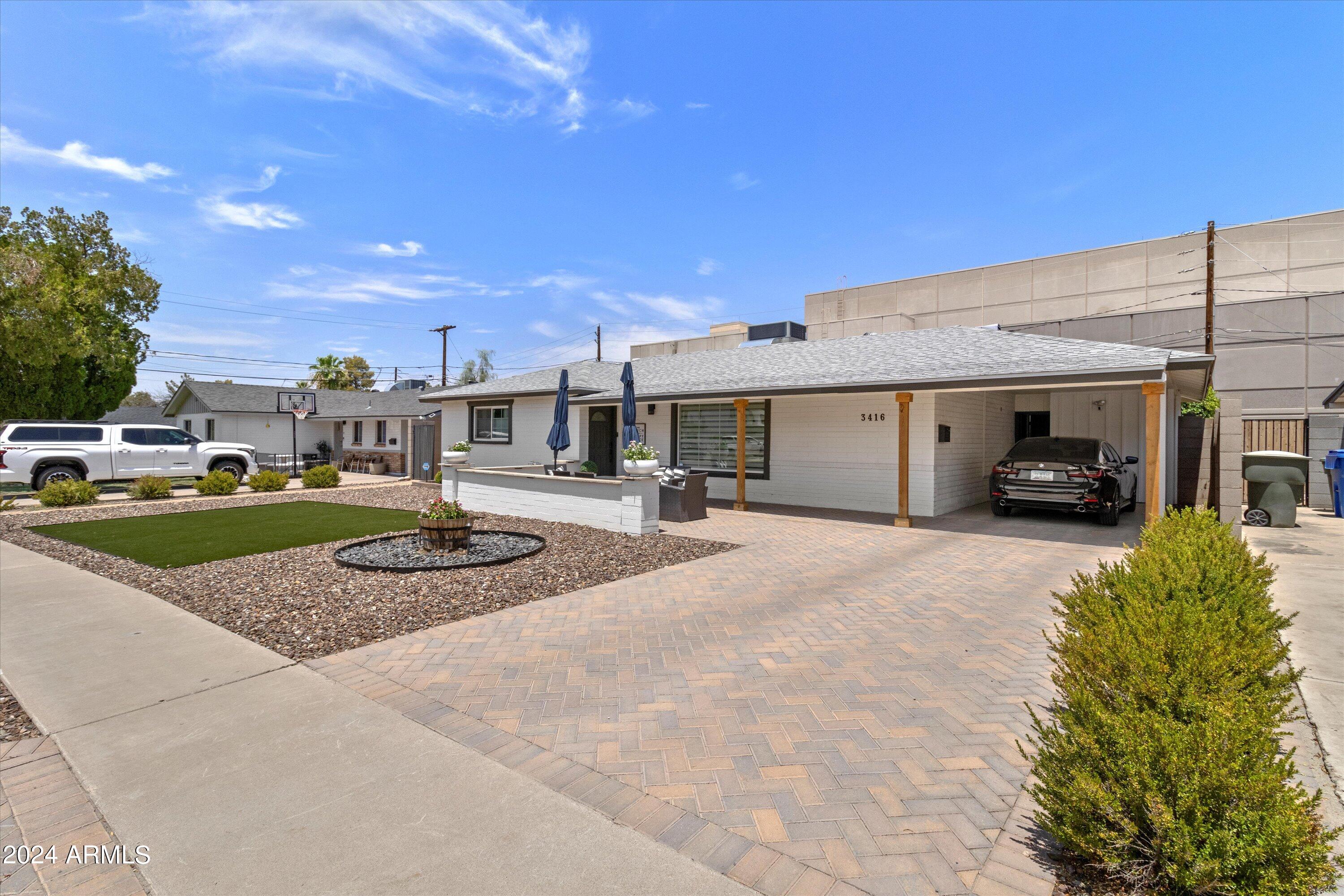 3416 E AMELIA Avenue