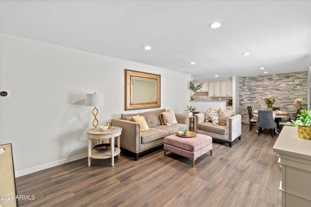 Photo of 3416 E Amelia Avenue, Phoenix, AZ 85018 (MLS # 6998447)