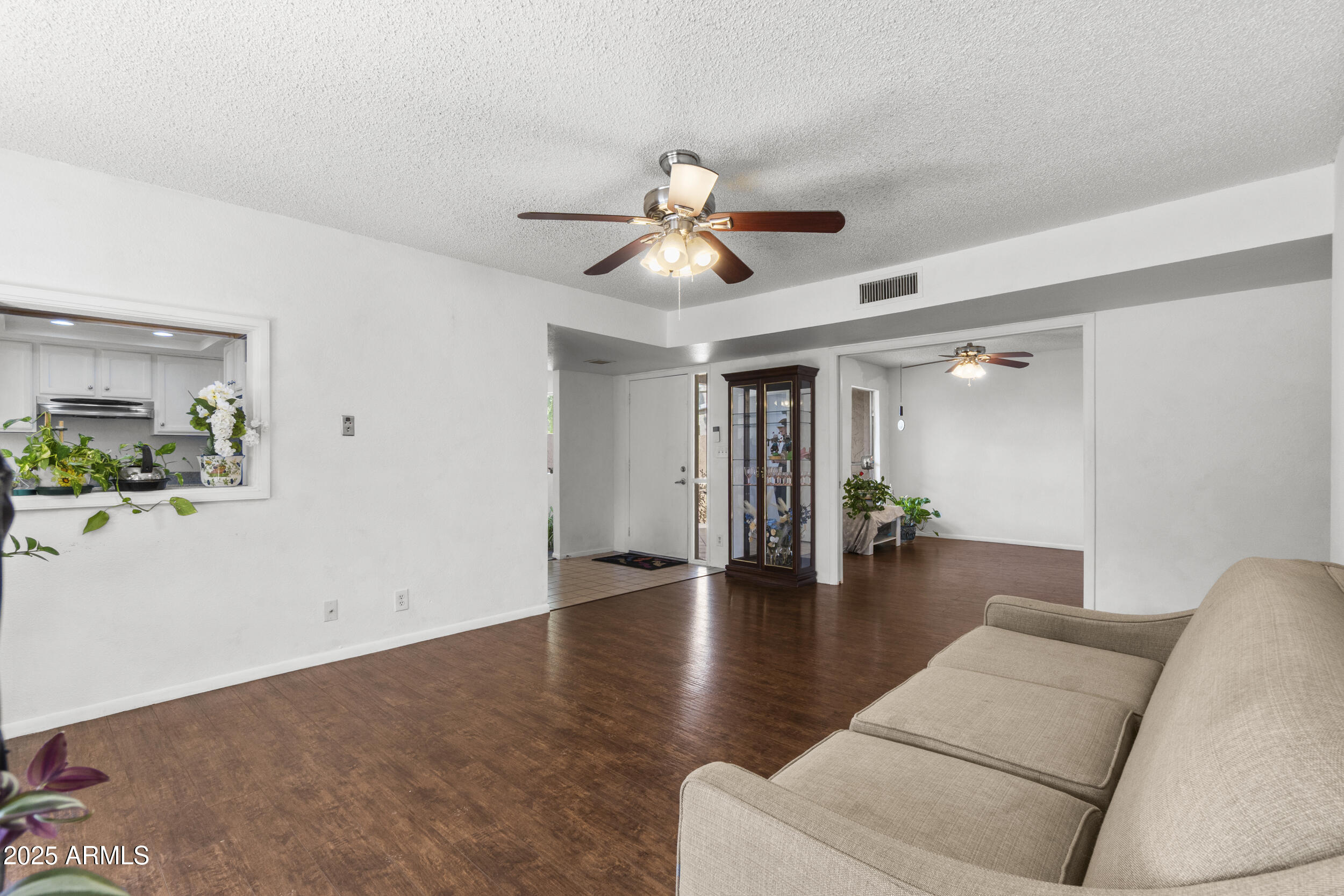 482 LEISURE WORLD --