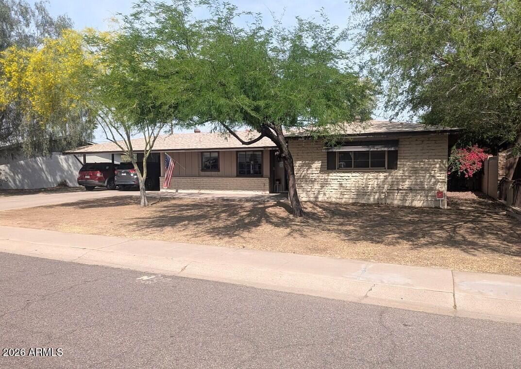 2240 W BERRIDGE Lane