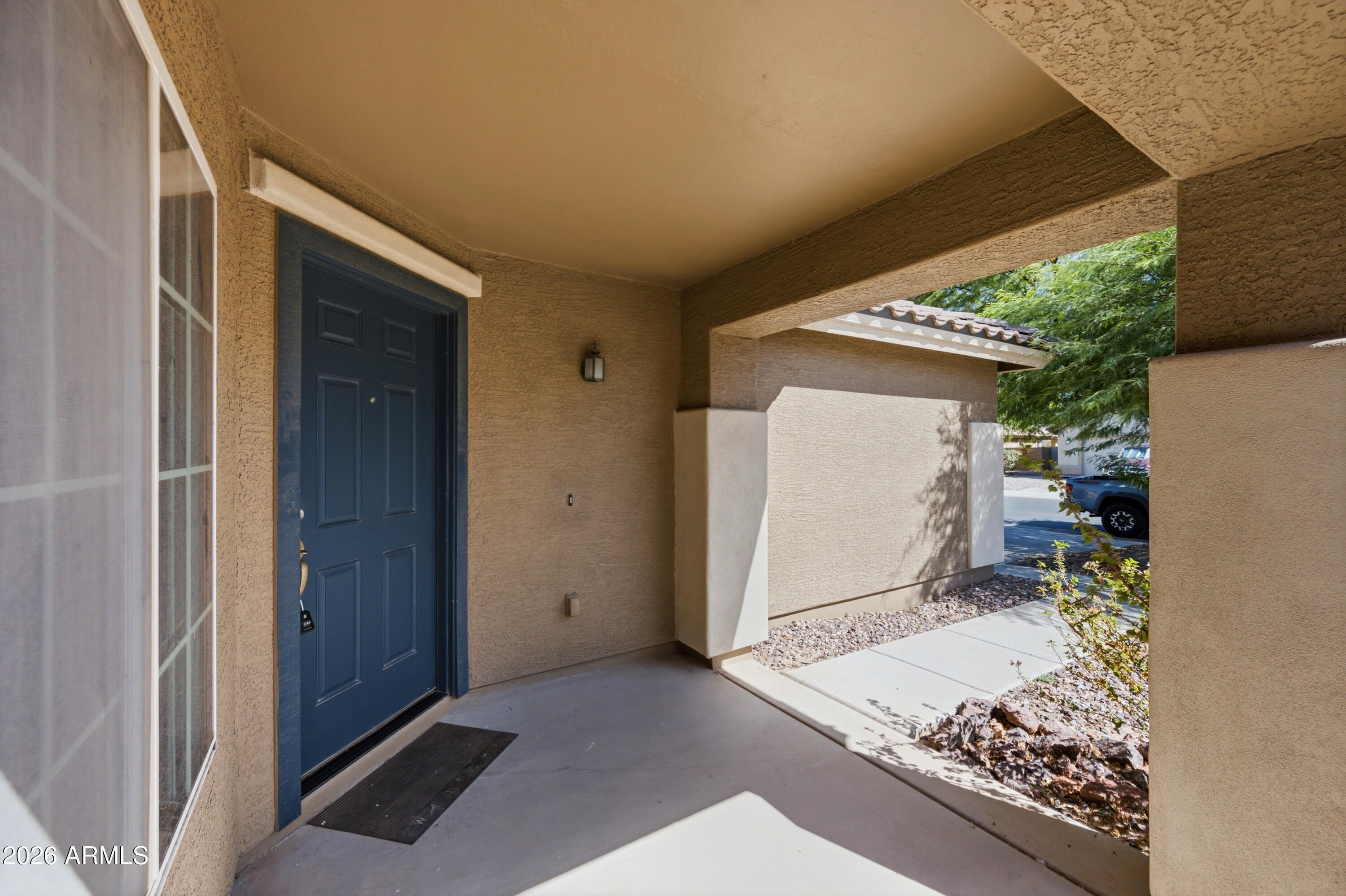 41284 W Cahill Drive