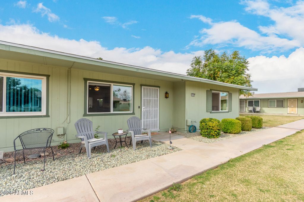 Photo of 10864 W Santa Fe Drive, Sun City, AZ 85351 (MLS # 6980906)