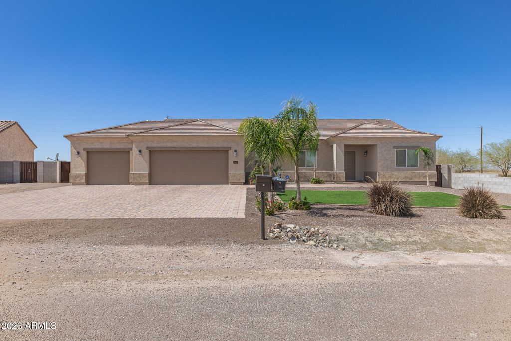 Photo of 3940 N Juniper Drive, Eloy, AZ 85131 (MLS # 6998667)