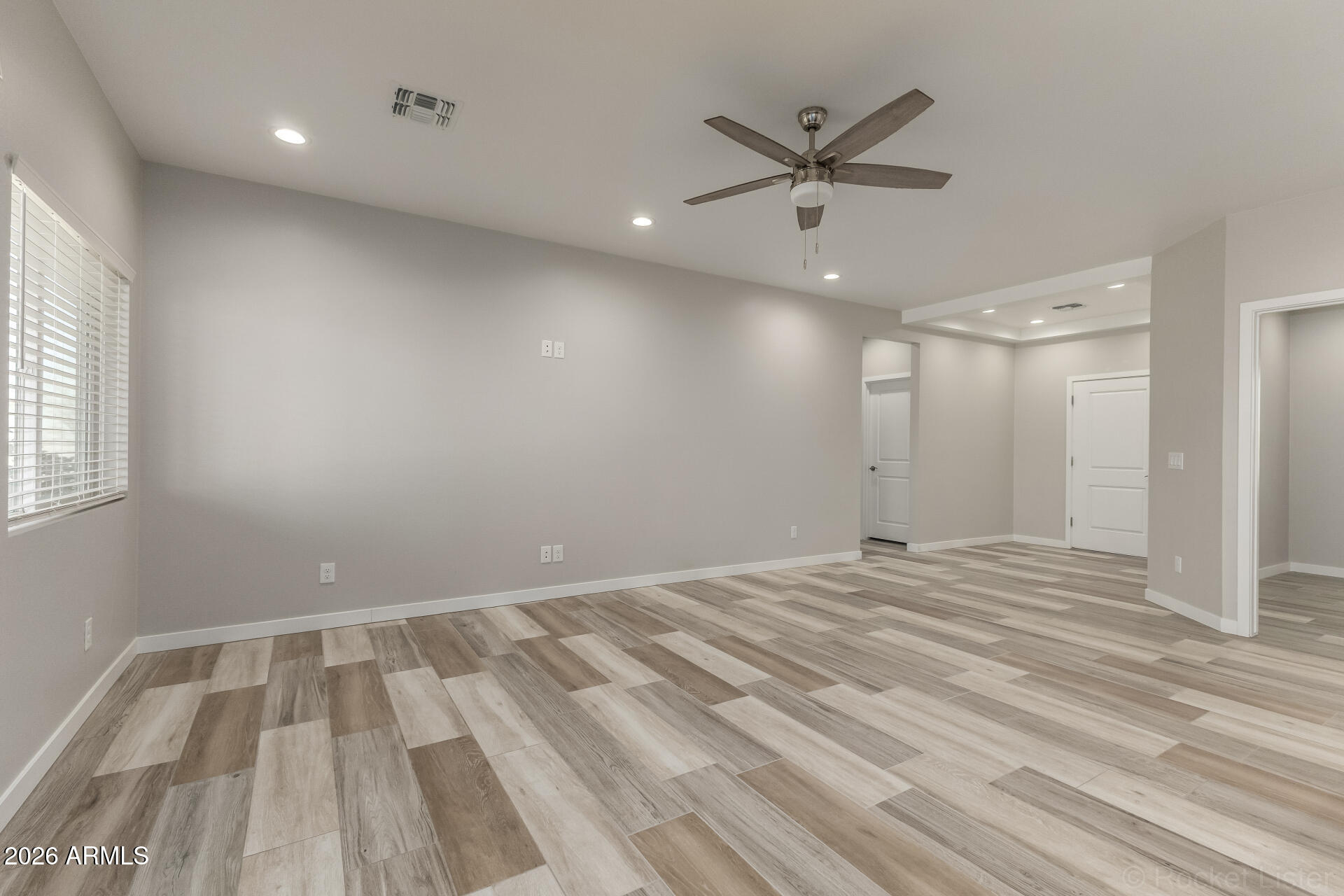 3940 N JUNIPER Drive