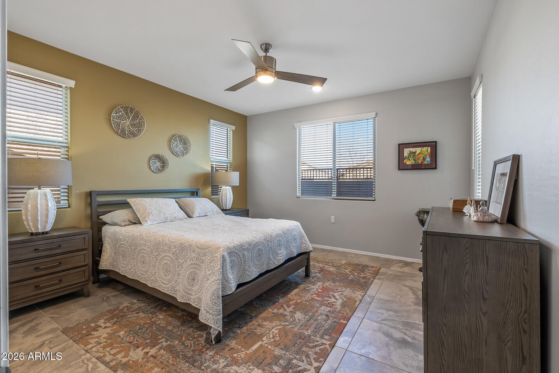 13648 W DESERT GLEN Drive