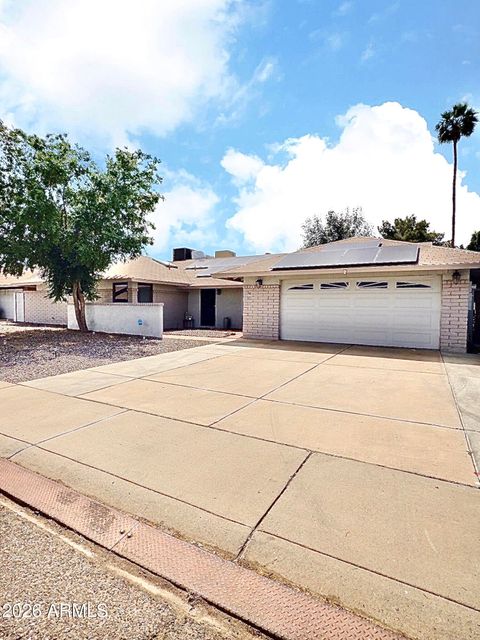 4017 W ANGELA Drive Glendale AZ 85308