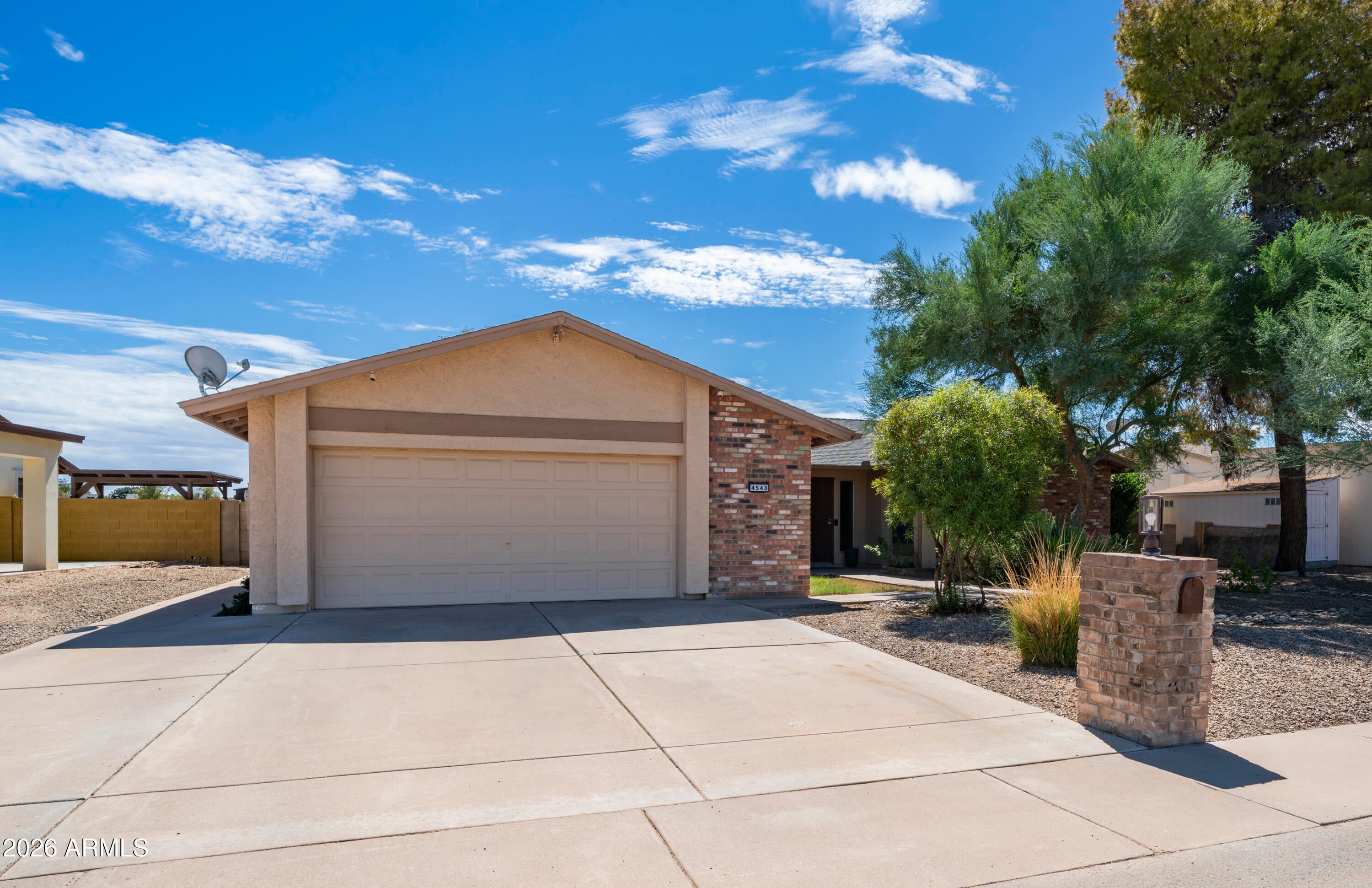 4543 N 100th Drive