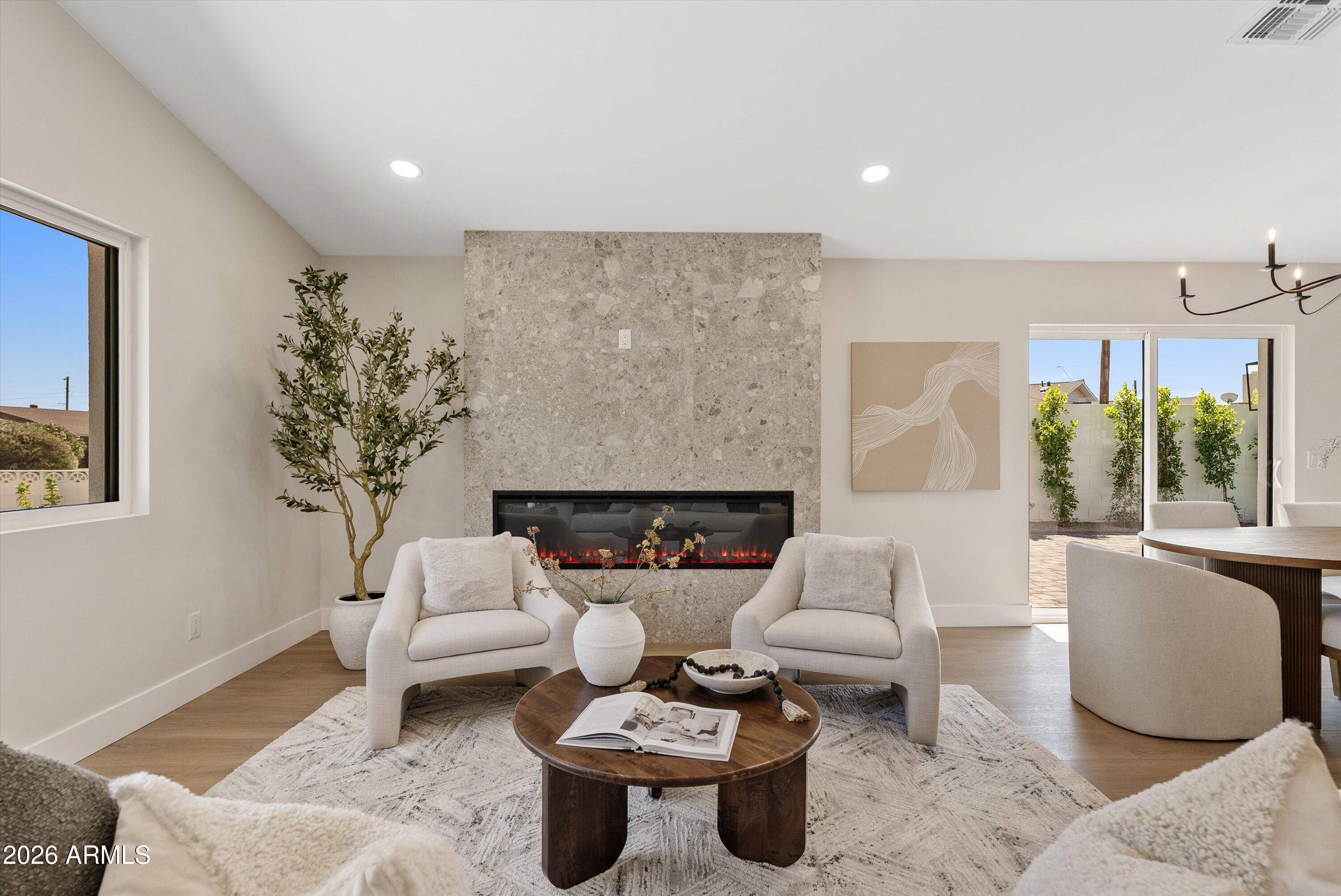 3921 E SAHUARO Drive