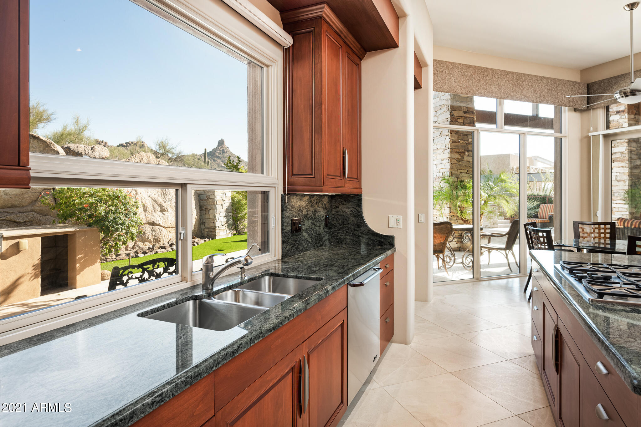 ESTANCIA - Residential