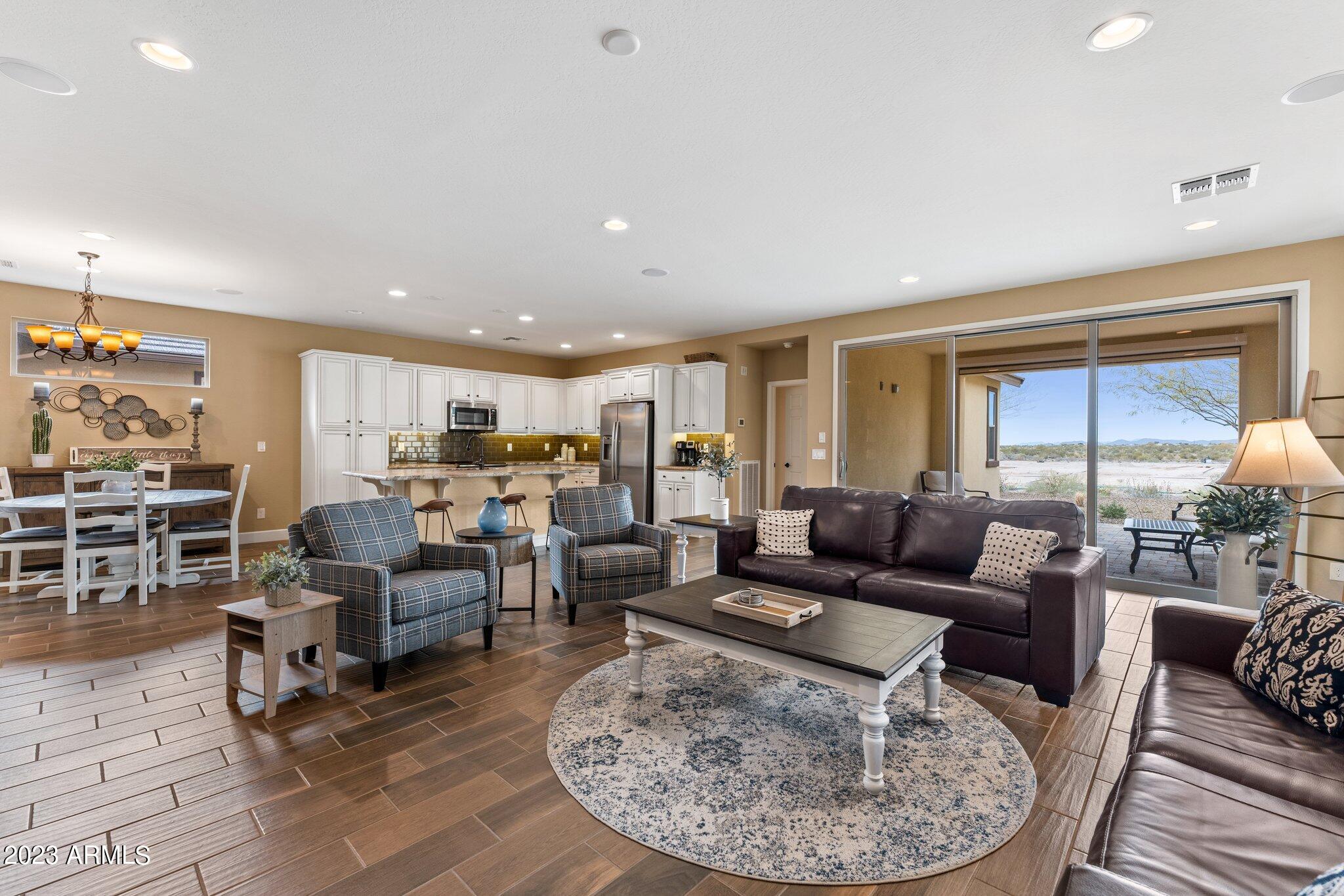 4456 COVERED WAGON Trail