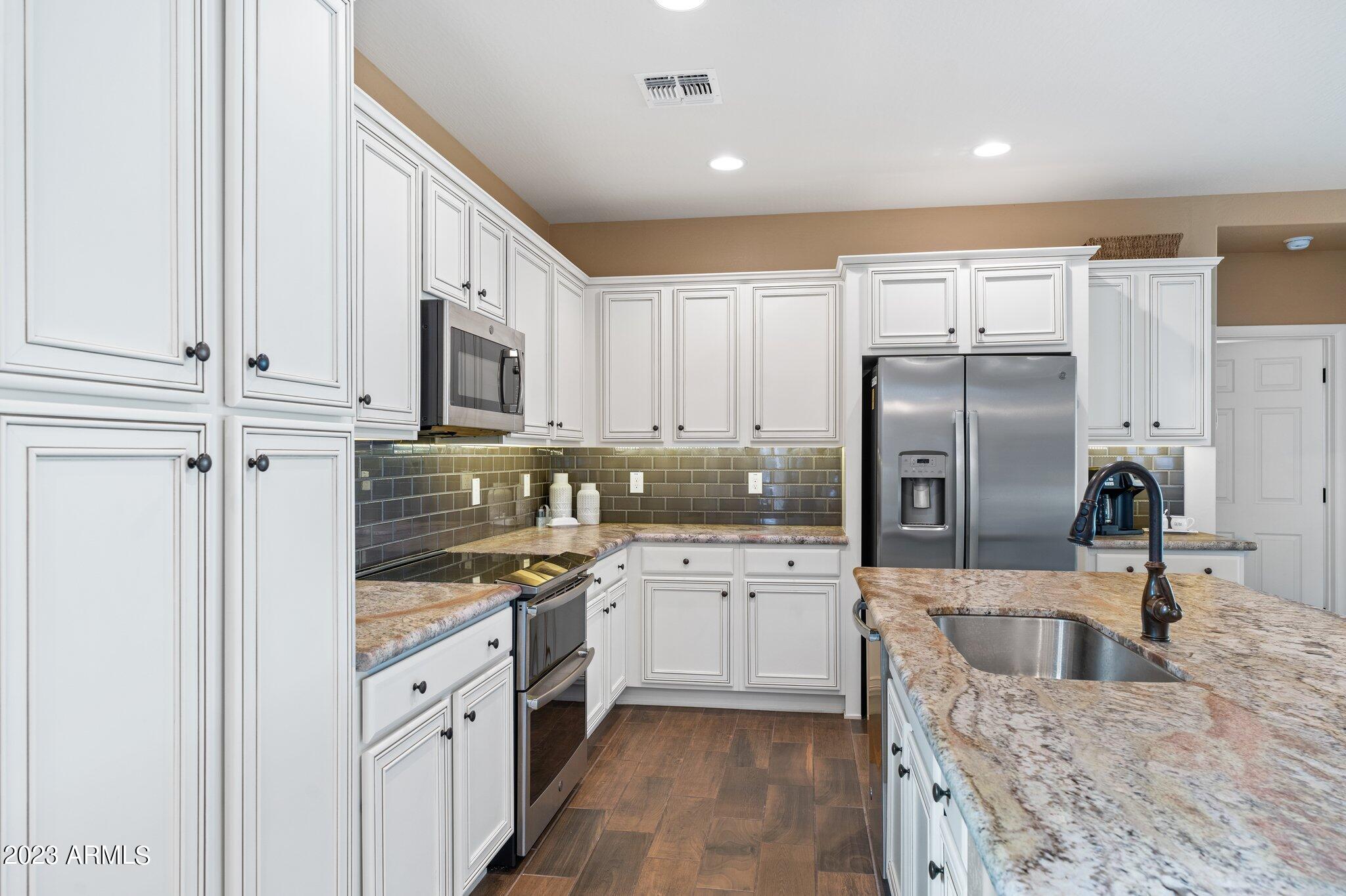 4456 COVERED WAGON Trail