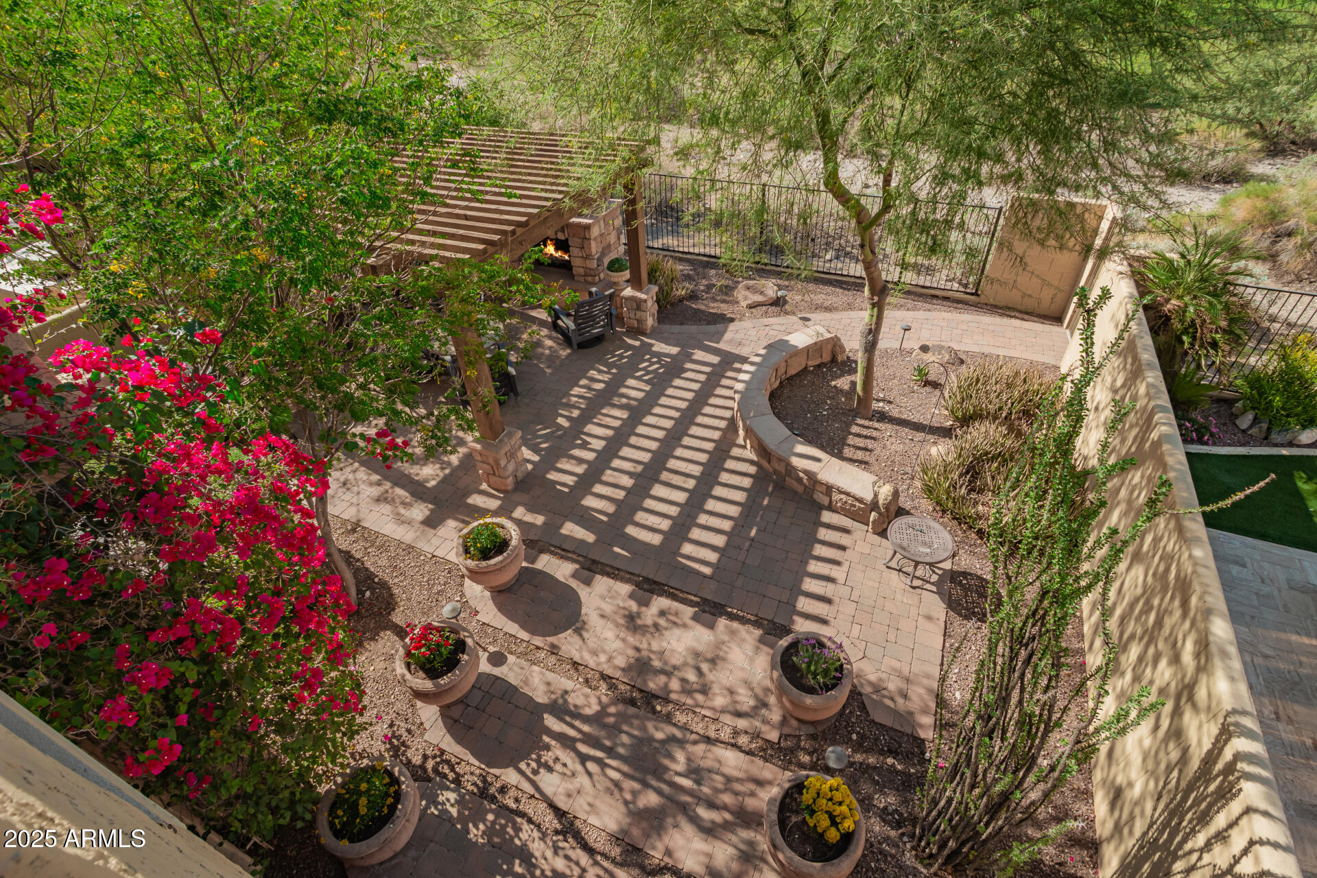 3554 N HOOPER Street