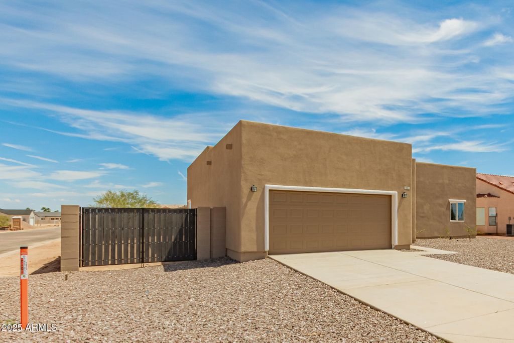 Photo of 15941 S Animas Road, Arizona City, AZ 85123 (MLS # 6912783)