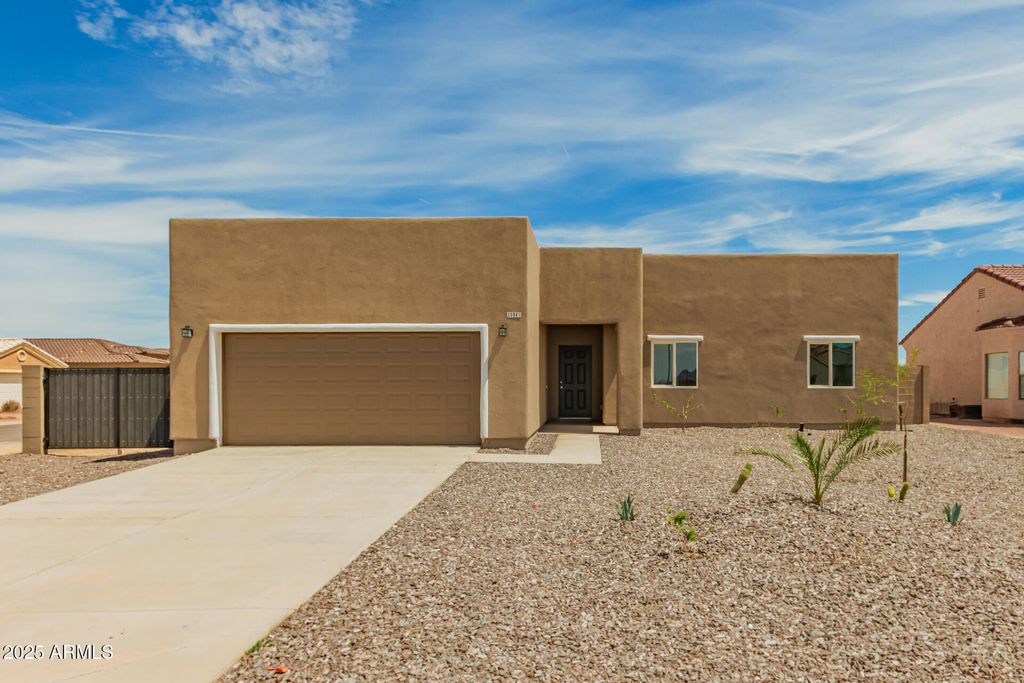 Photo of 15941 S Animas Road, Arizona City, AZ 85123 (MLS # 6912783)