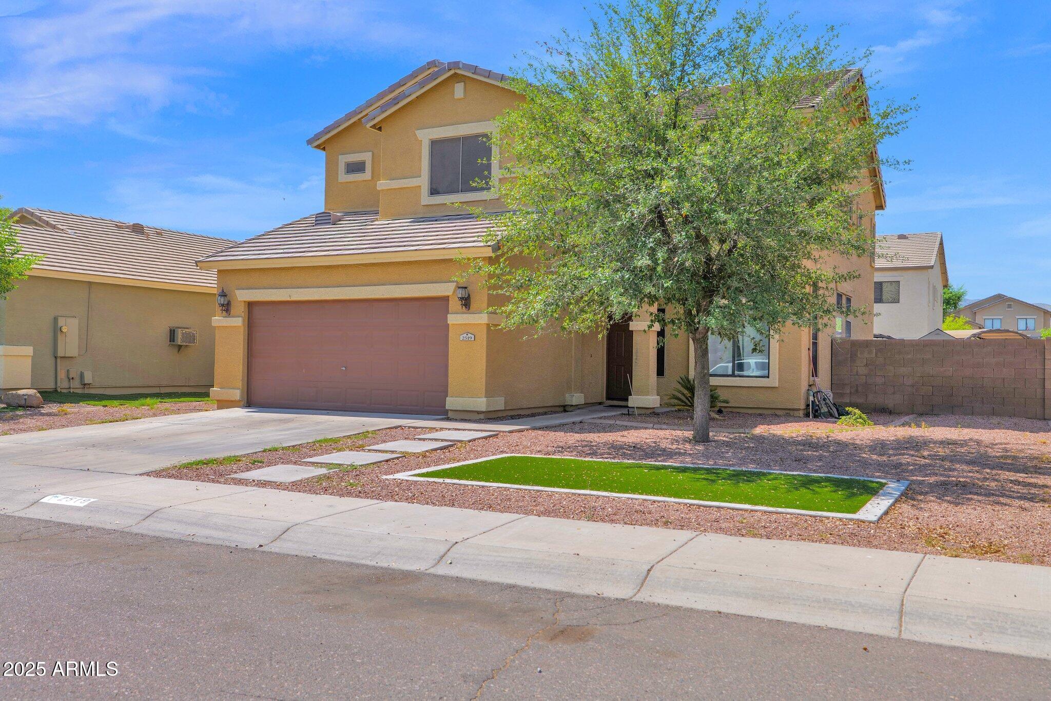 2519 W BURGESS Lane