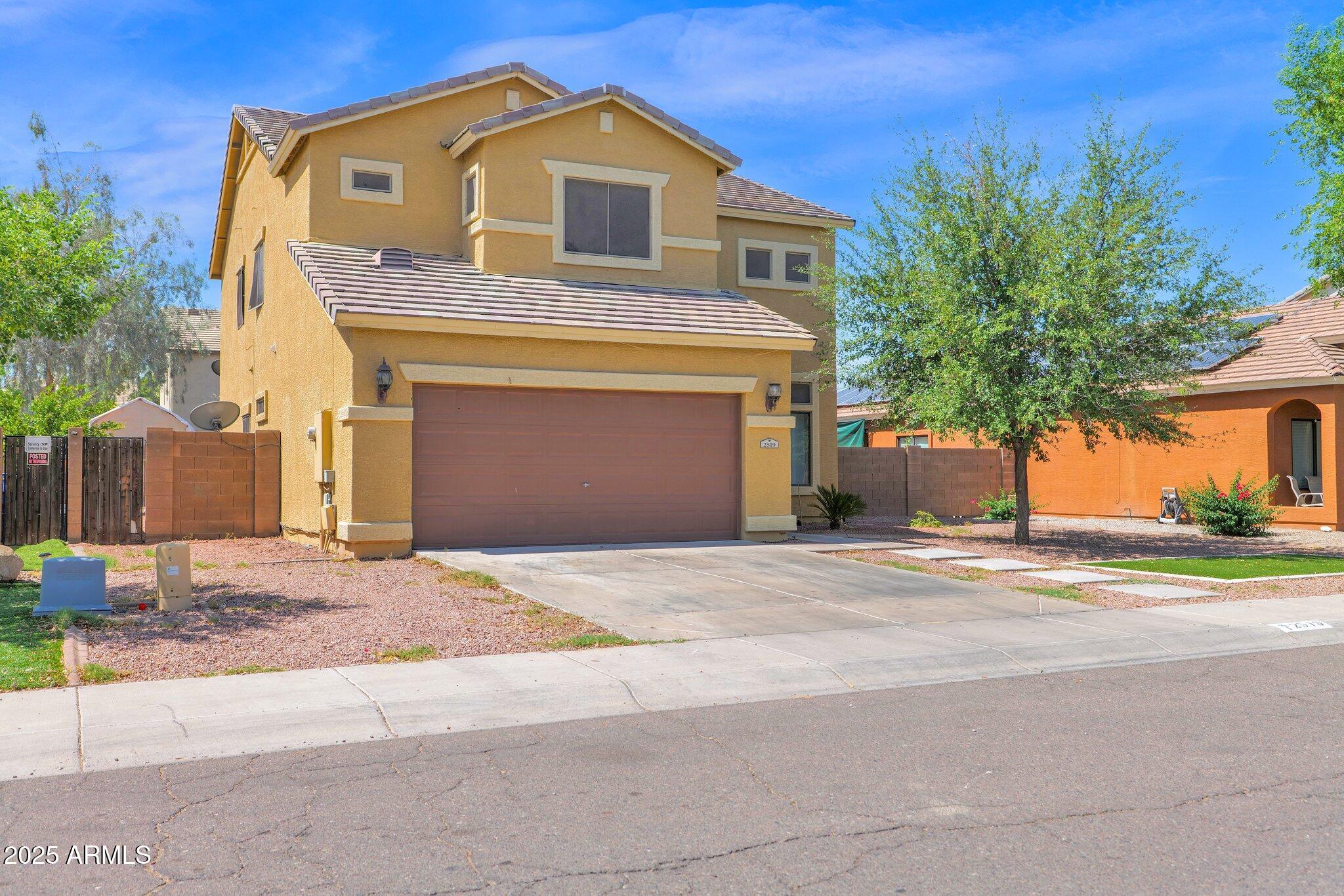 2519 W BURGESS Lane