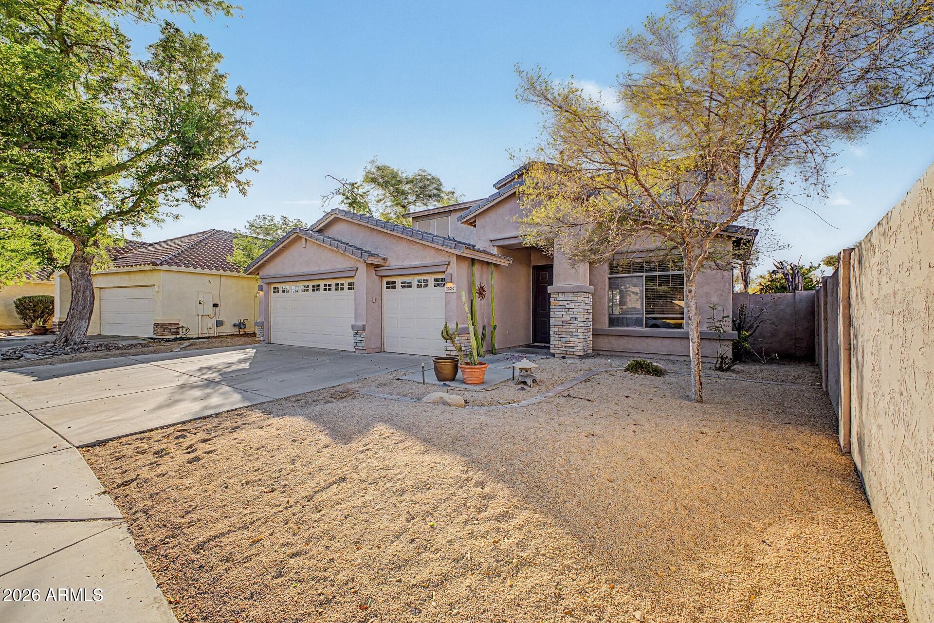 2524 E FREMONT Road