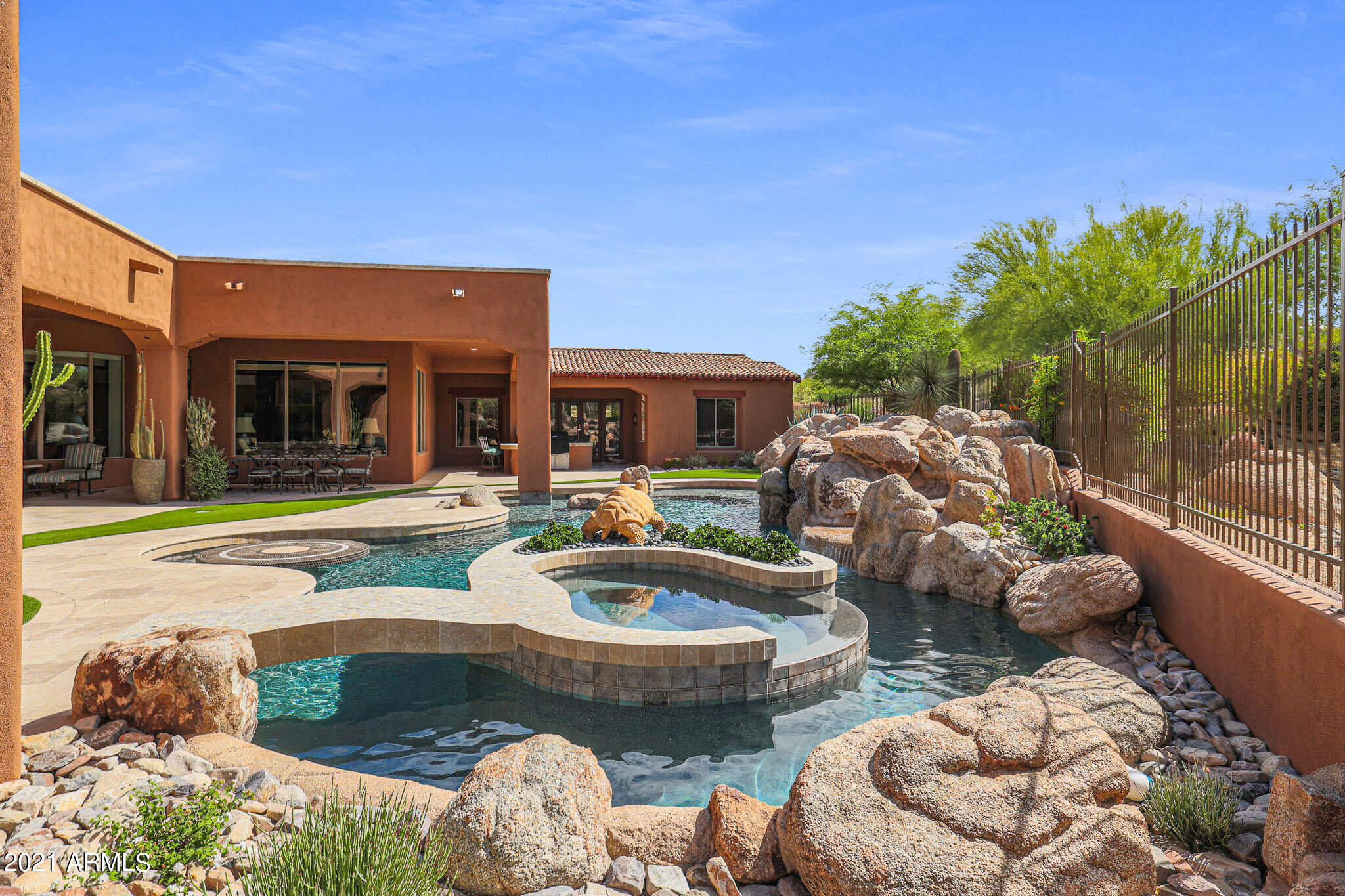 Sonoran Crest - Residential