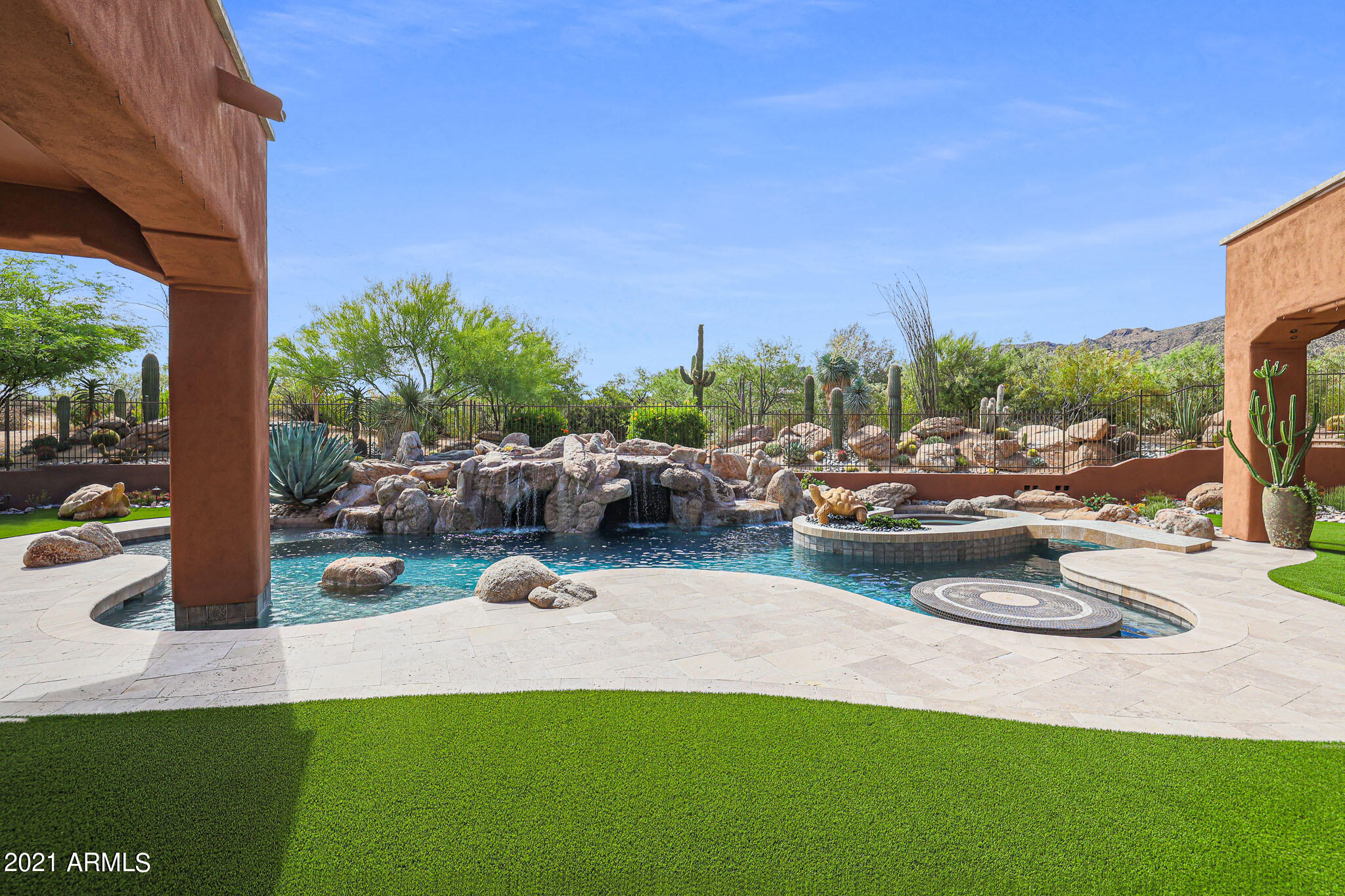 Sonoran Crest - Residential
