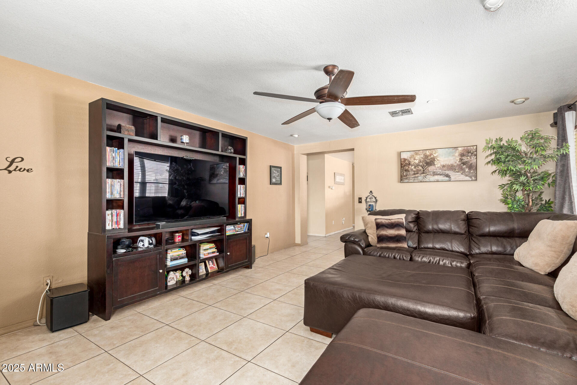 8520 E LAGUNA AZUL Avenue