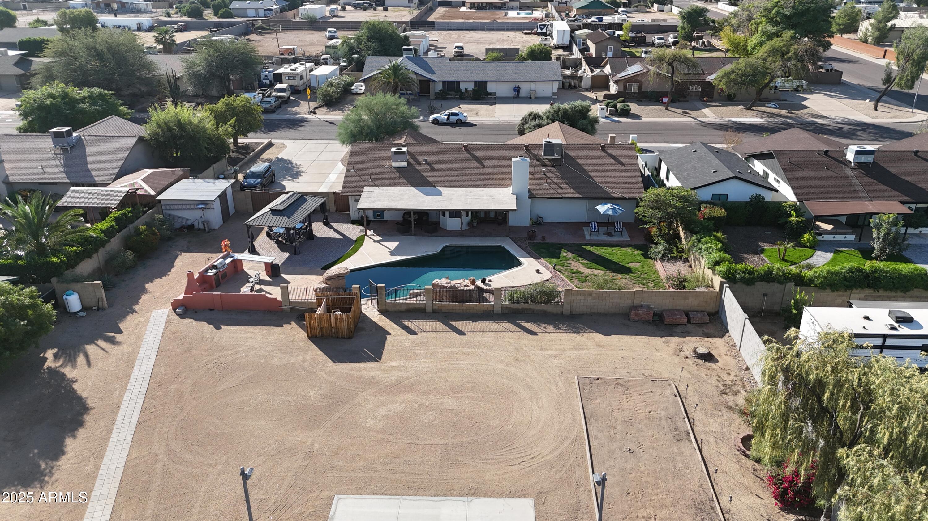 6034 W MICHELLE Drive