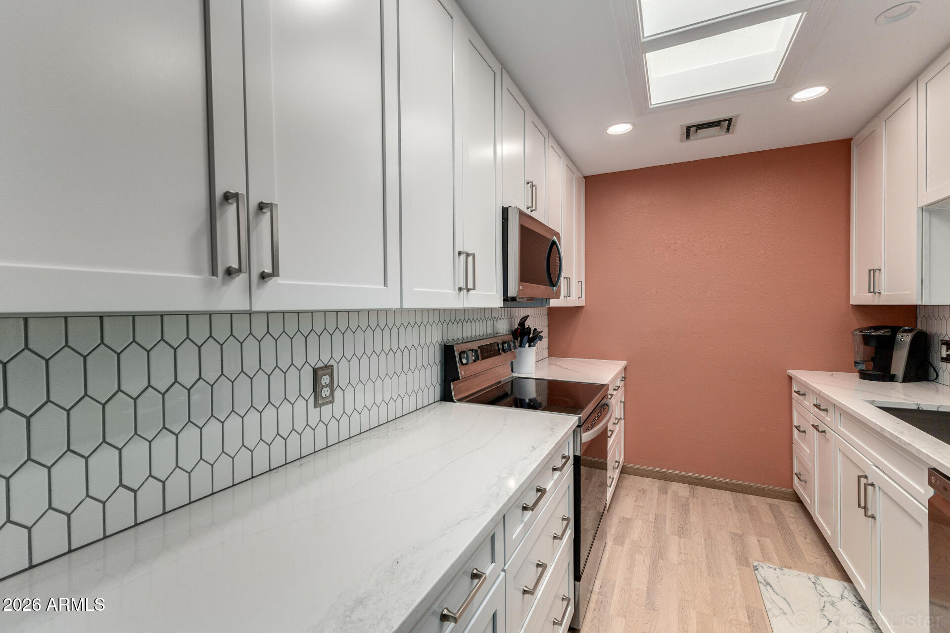 14300 W BELL Road 117