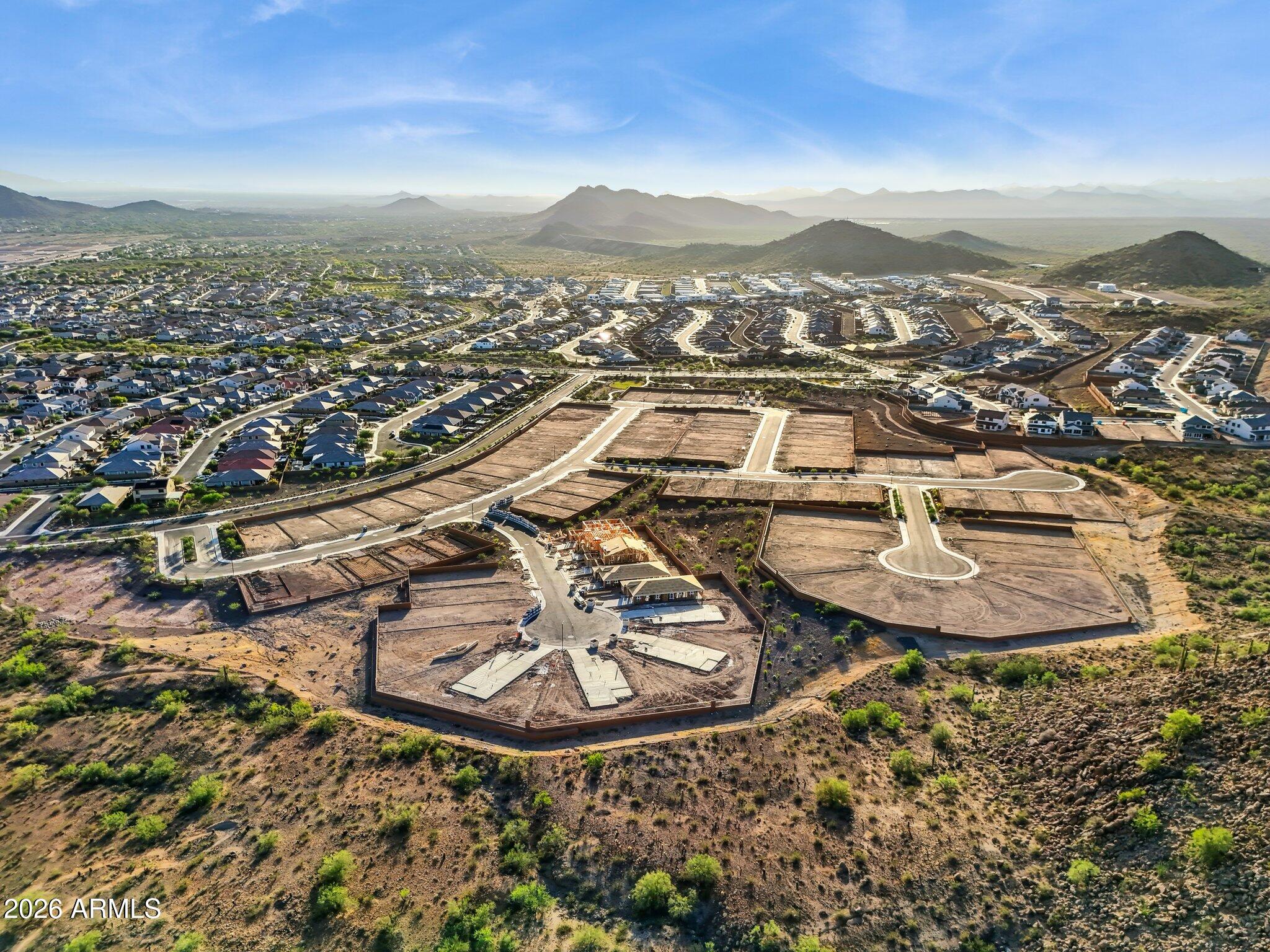 6936 W STRAIGHT ARROW Lane