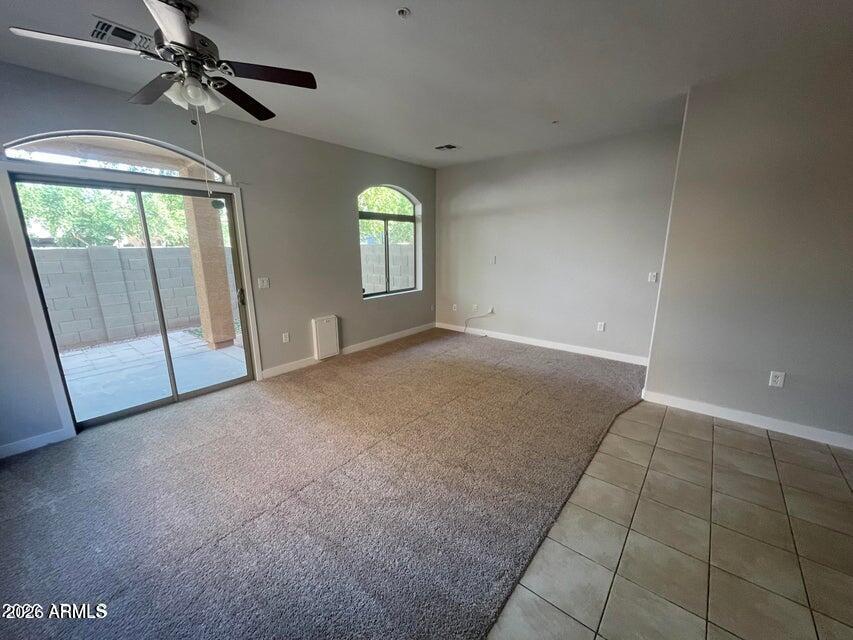 2401 E RIO SALADO Parkway 1152