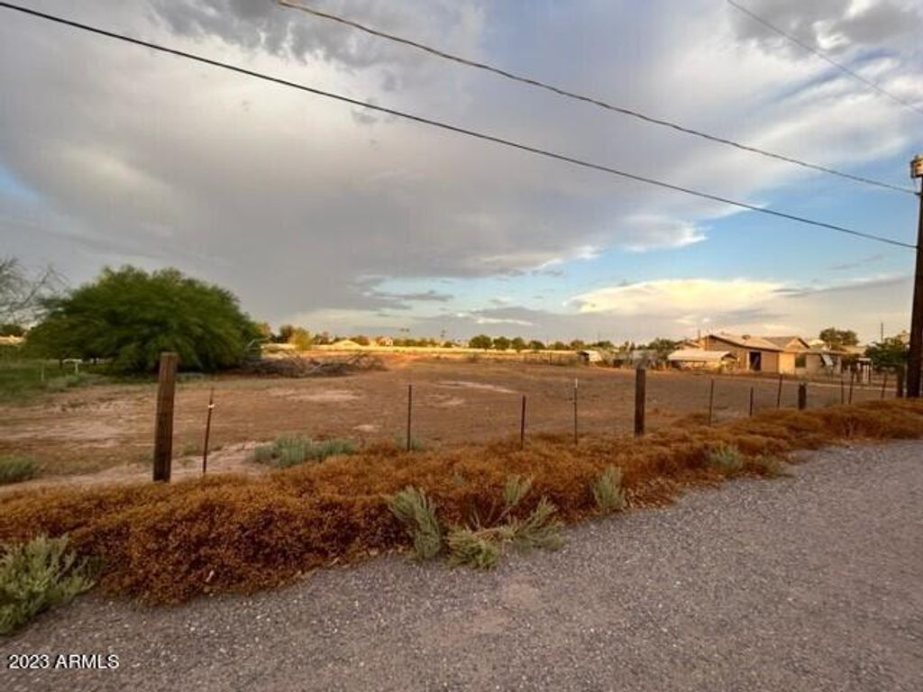 Photo of 1981 S Tumbleweed Lane #1, Chandler, AZ 85286 (MLS # 6586559)