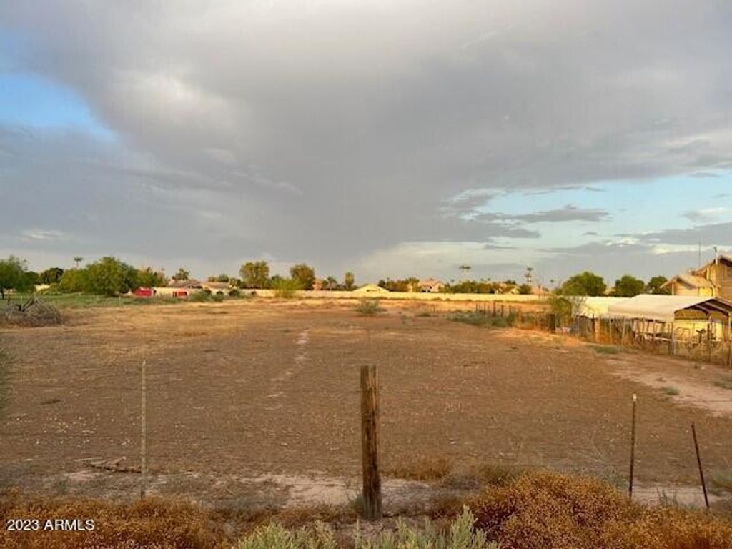 Photo of 1981 S Tumbleweed Lane #1, Chandler, AZ 85286 (MLS # 6586559)