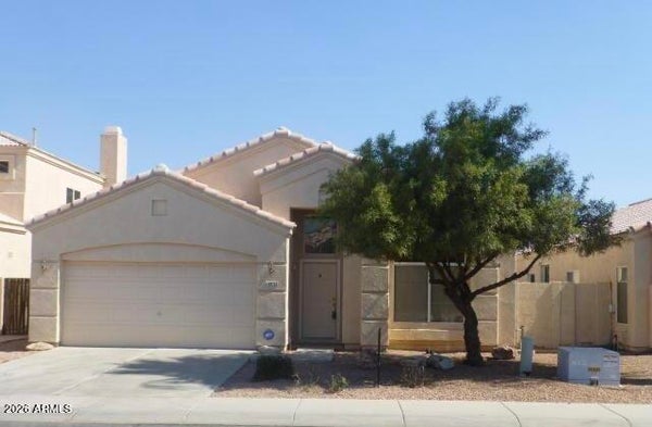 10752 W BERMUDA DR, AVONDALE, AZ 85392 - Image 8971720d40caef58e3eea5734d80b0a3/1386896258