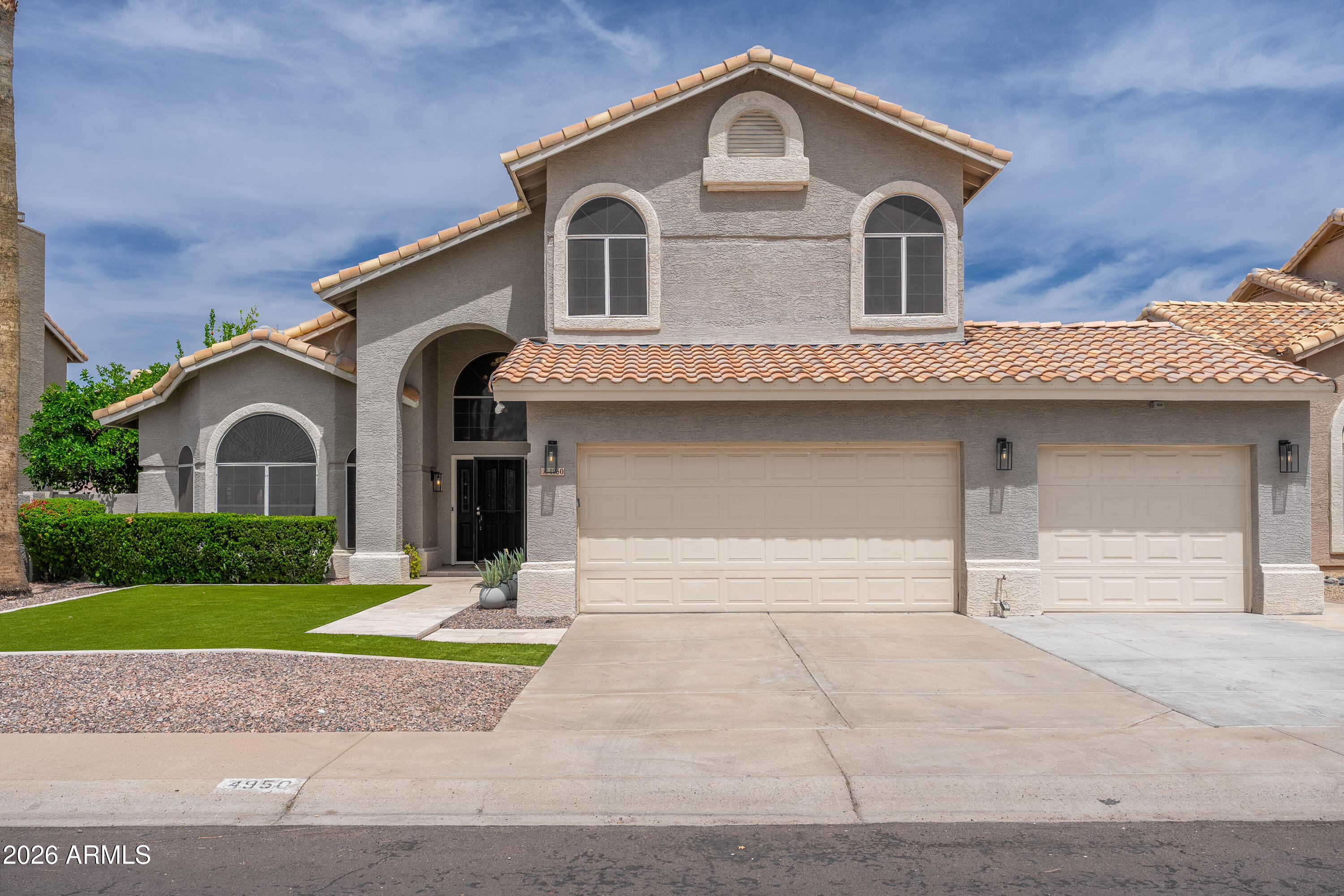 4950 E AIRE LIBRE Avenue