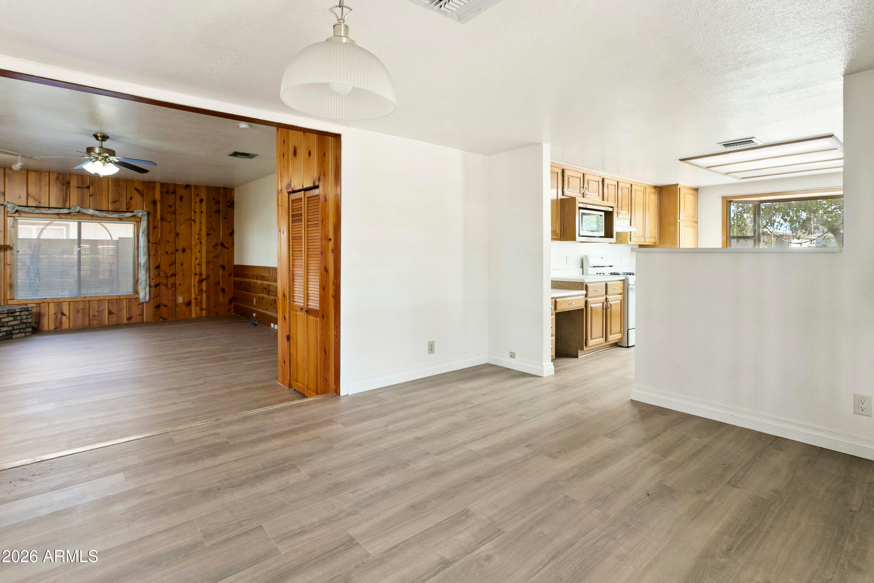 18204 N 2ND Place