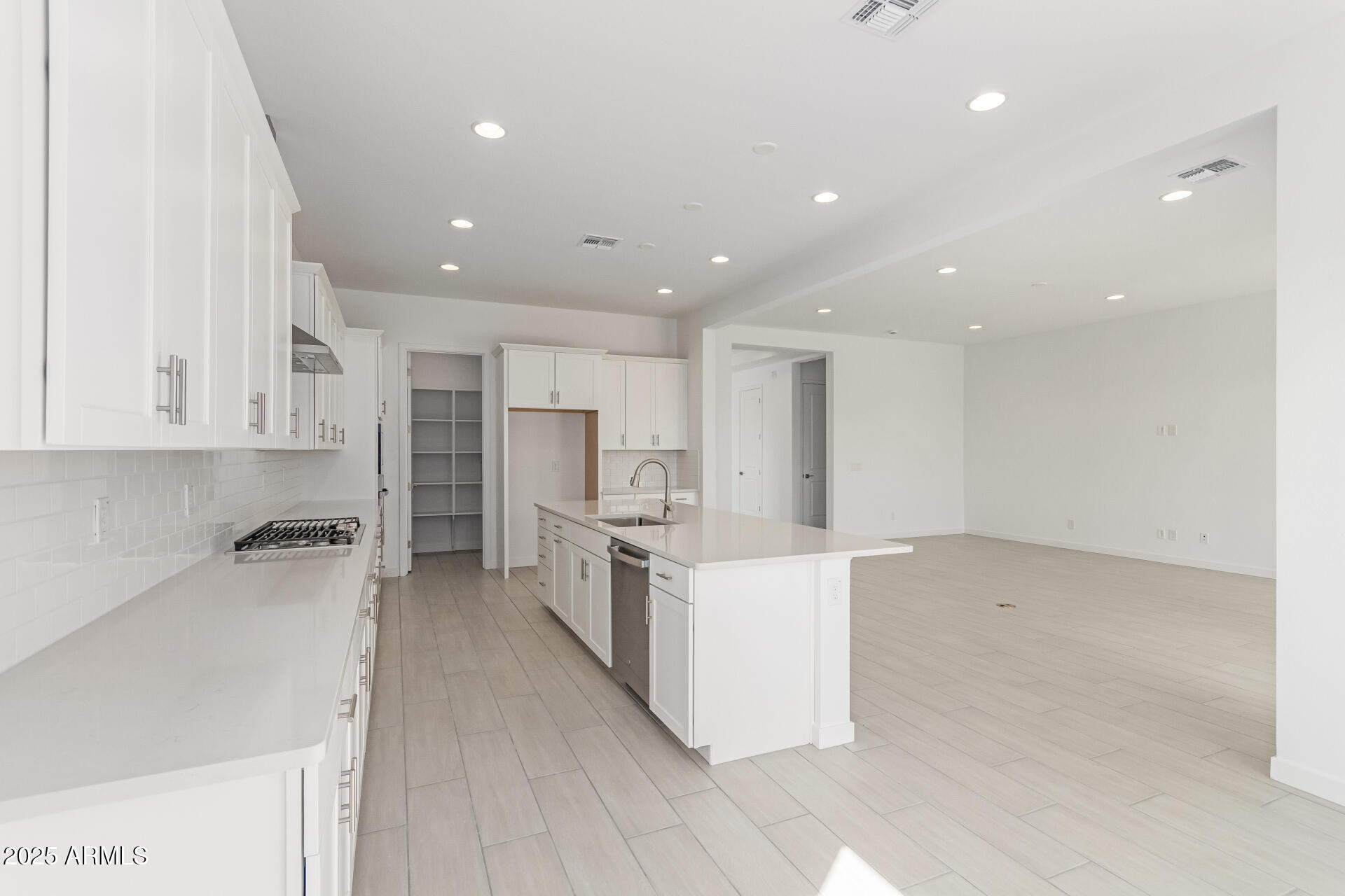 21919 E BONANZA Way E