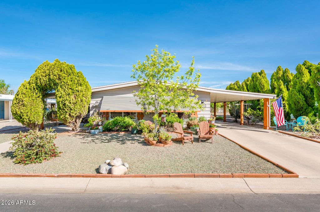 Photo of 3508 E Beverly Lane, Phoenix, AZ 85032 (MLS # 6999979)