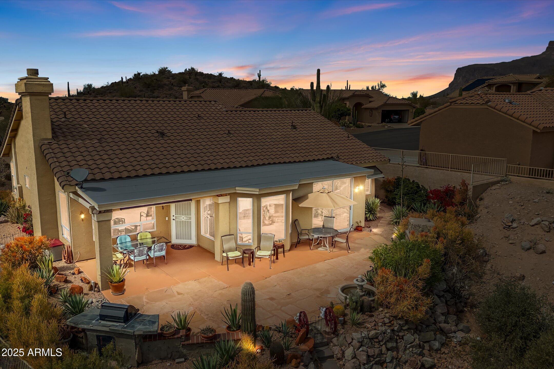 4903 S DESERT WILLOW Drive