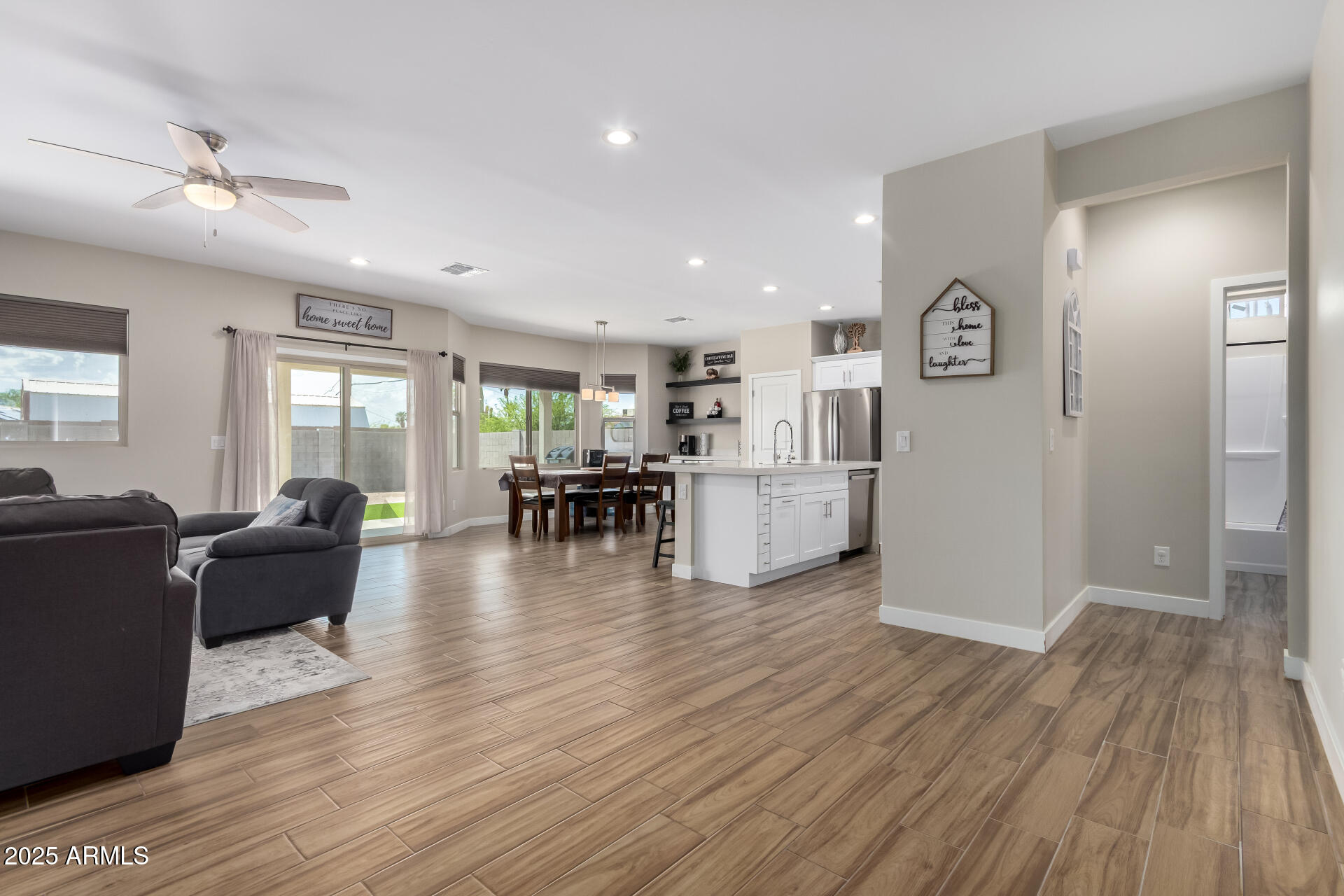 8944 W CENTURY Drive