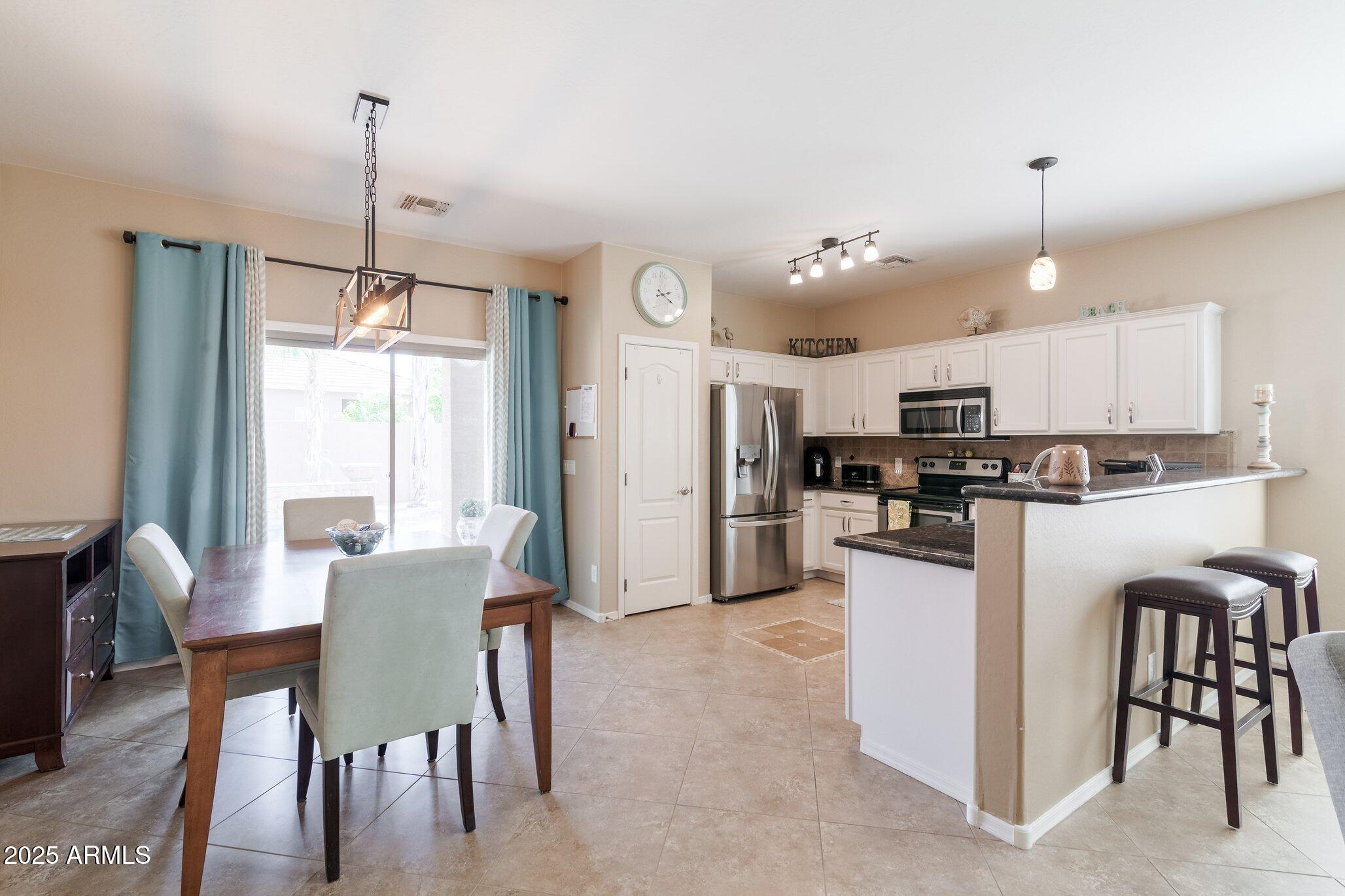 1461 W BRANGUS Way