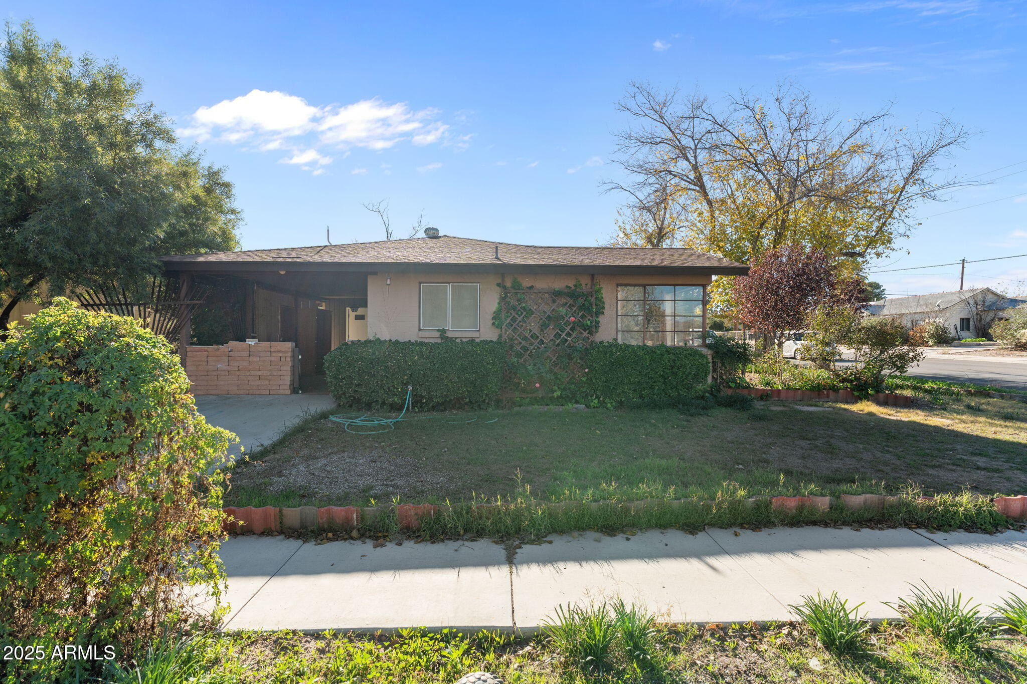 111 W YAVAPAI Street