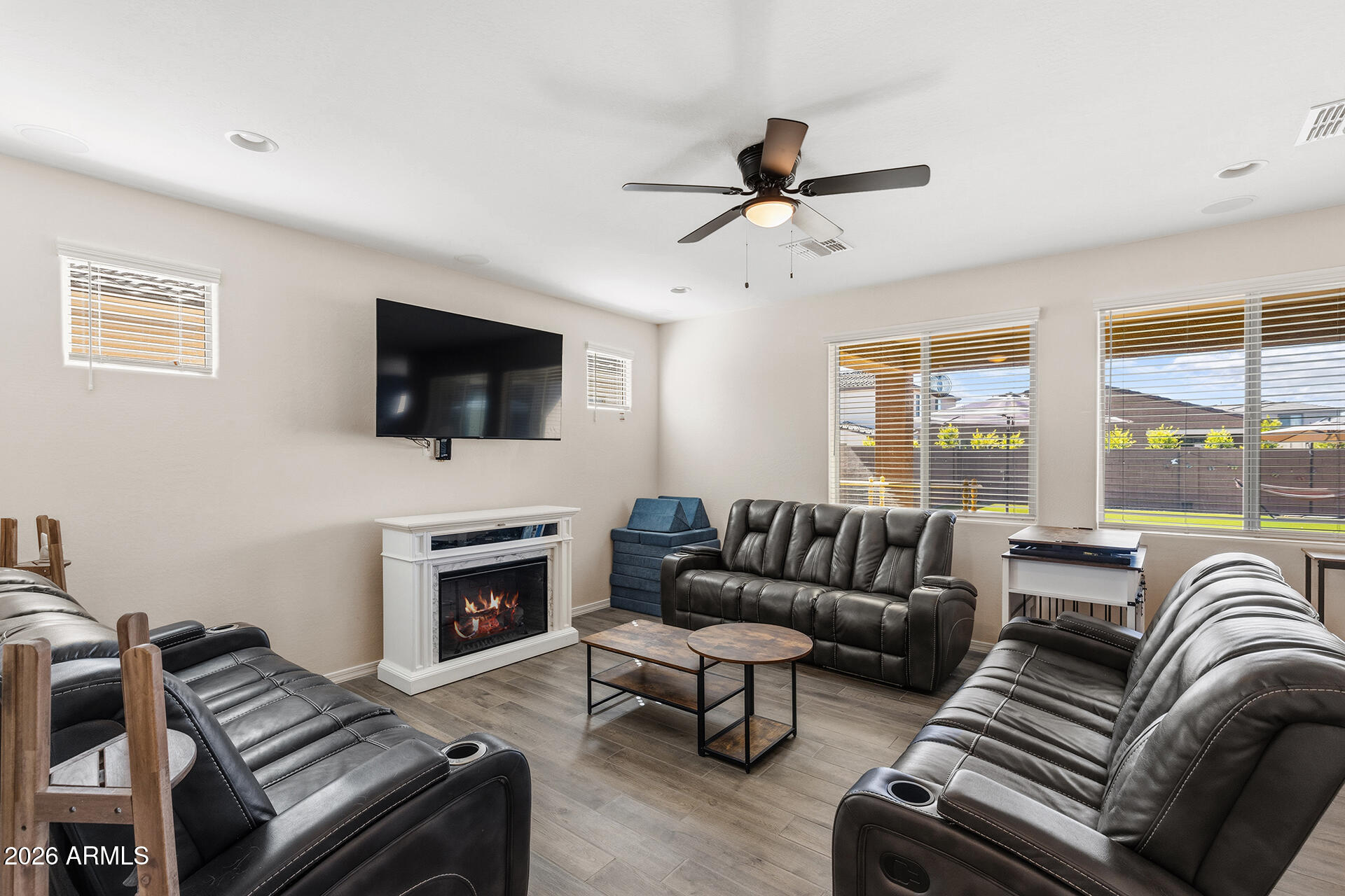 16759 W CANTERBURY Drive