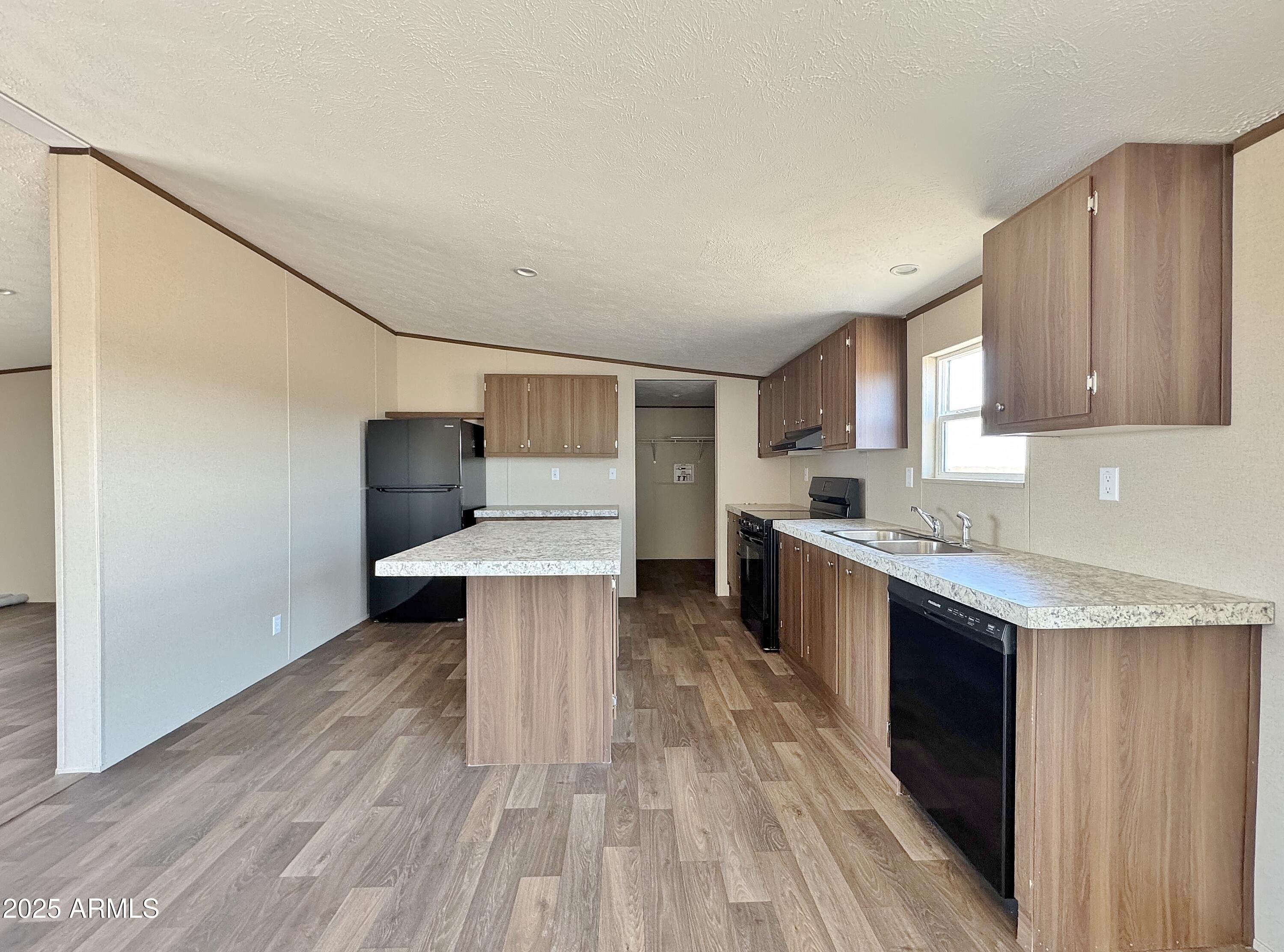 19169 W Dream Catcher Lane