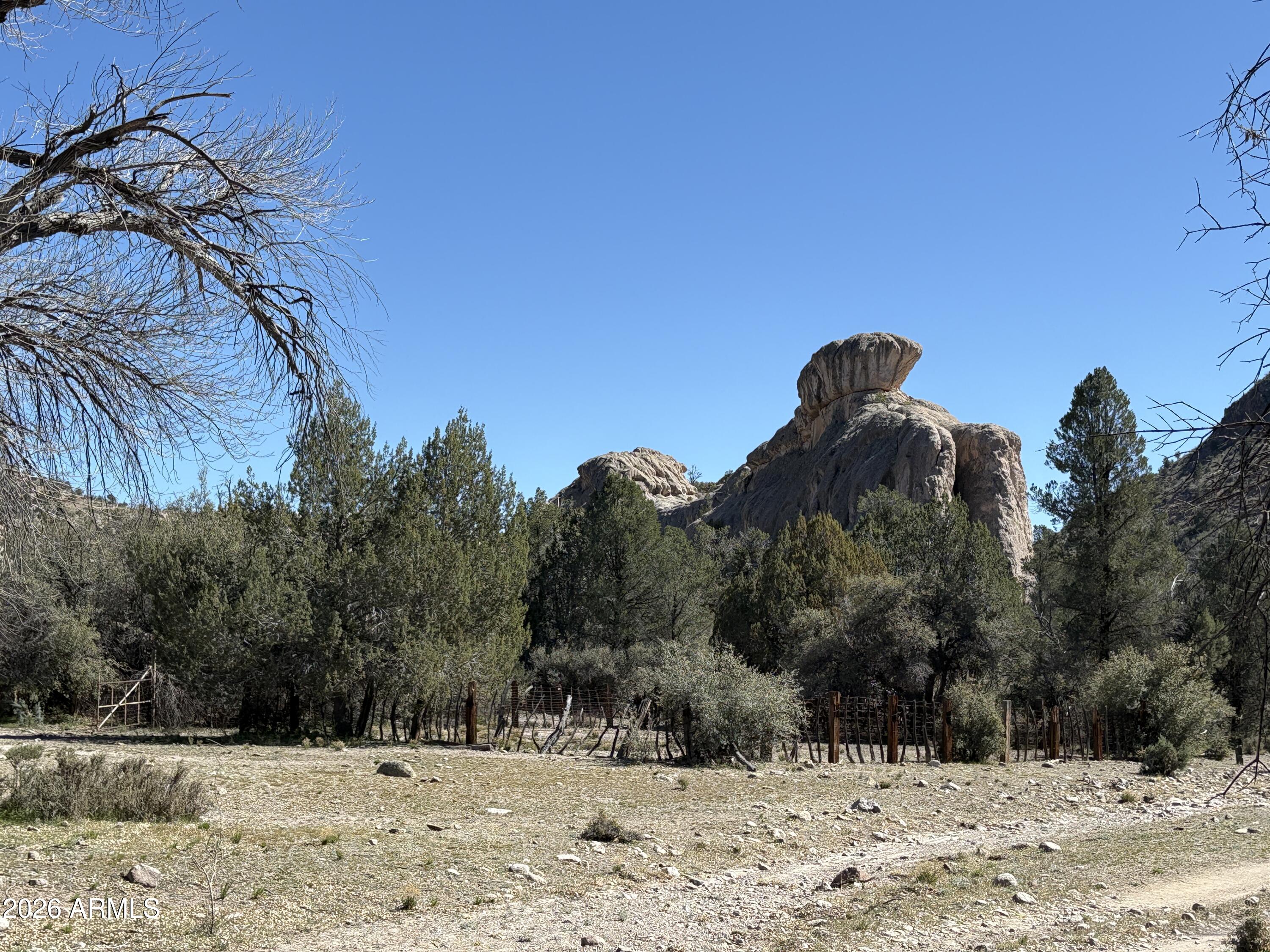 Fort Rock Ranch - Land
