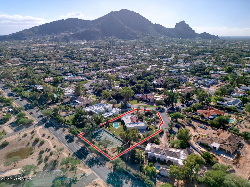 Photo of 6330 E Huntress Drive #85, Paradise Valley, AZ 85253 (MLS # 6934629)