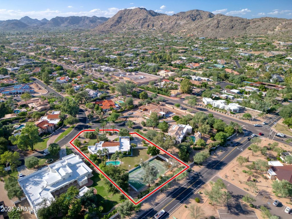 Photo of 6330 E Huntress Drive #85, Paradise Valley, AZ 85253 (MLS # 6934629)